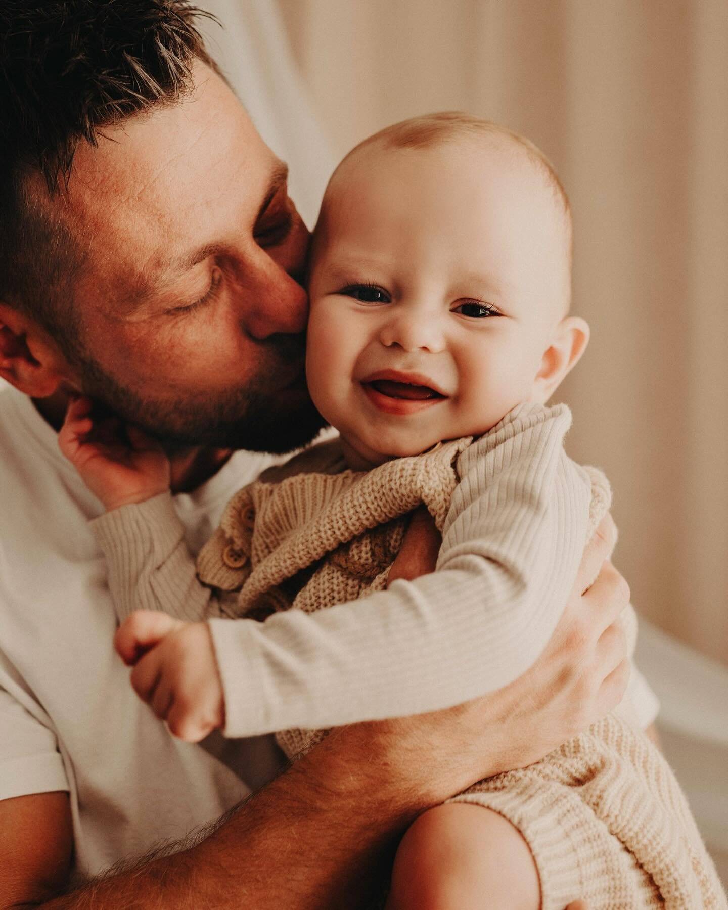 One Year of Love&hellip;

From tiny newborn snuggles to the sweetest giggles &mdash; this beautiful family has spent a year watching their baby grow, love, and light up every room.
Their first birthday session was all about capturing the joy, the cud