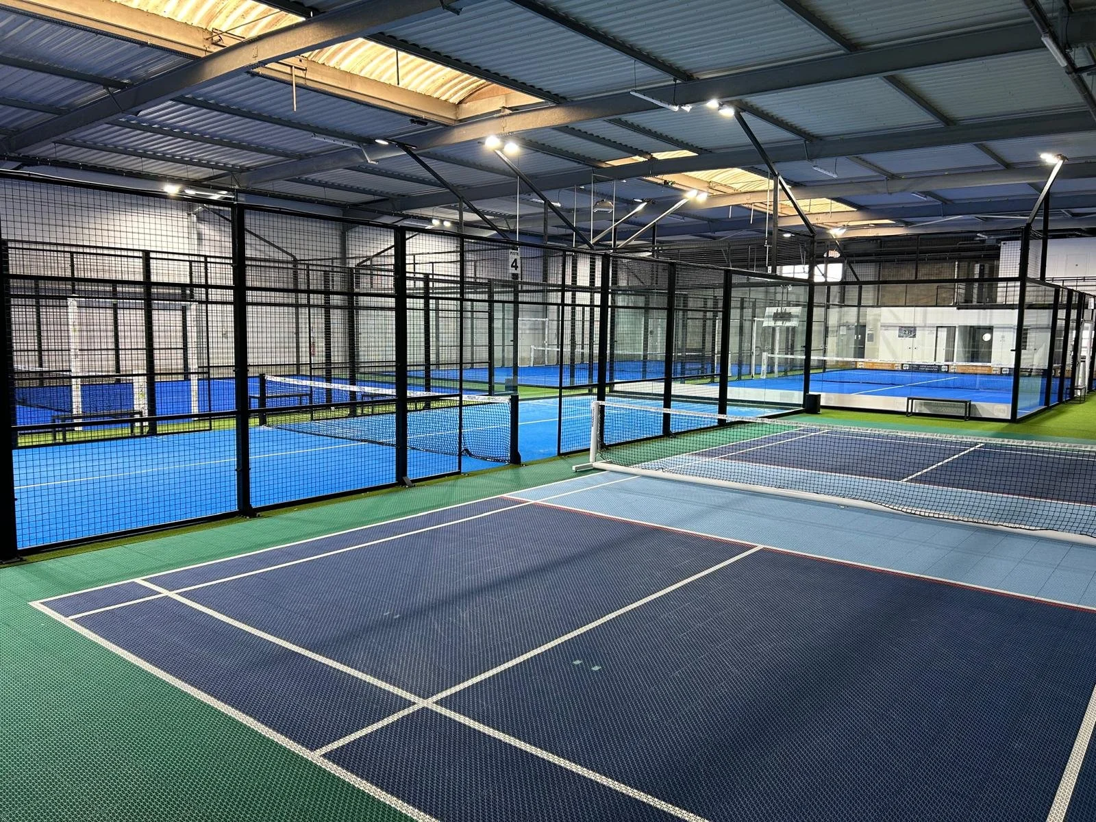 new-padel-club-r-servez-votre-session-d-s-aujourd-hui