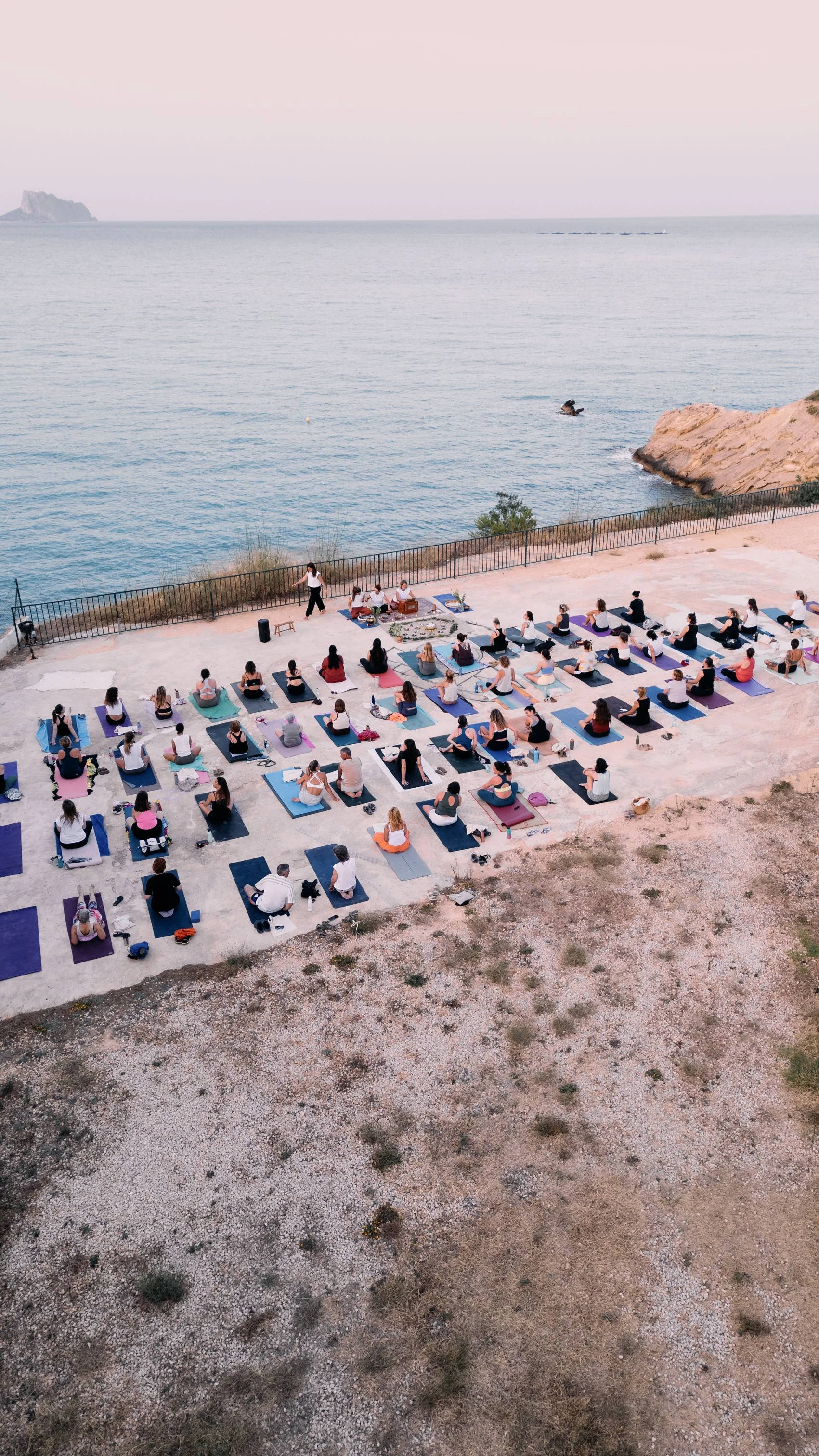 Club-verano-calma-albir-yoga-eventos.jpg