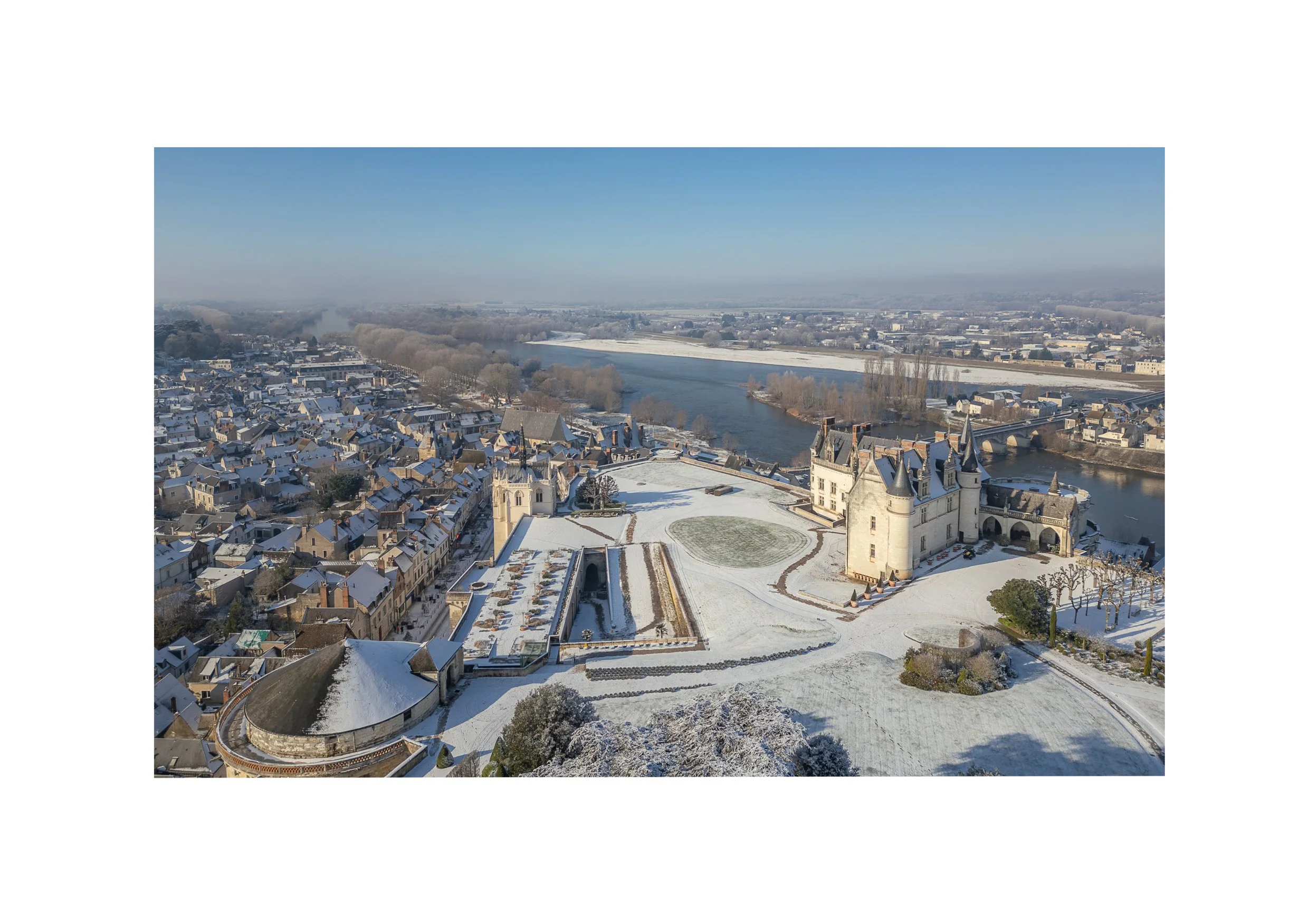 Vue enneigée sur la Loire depuis le Château d'Amboise