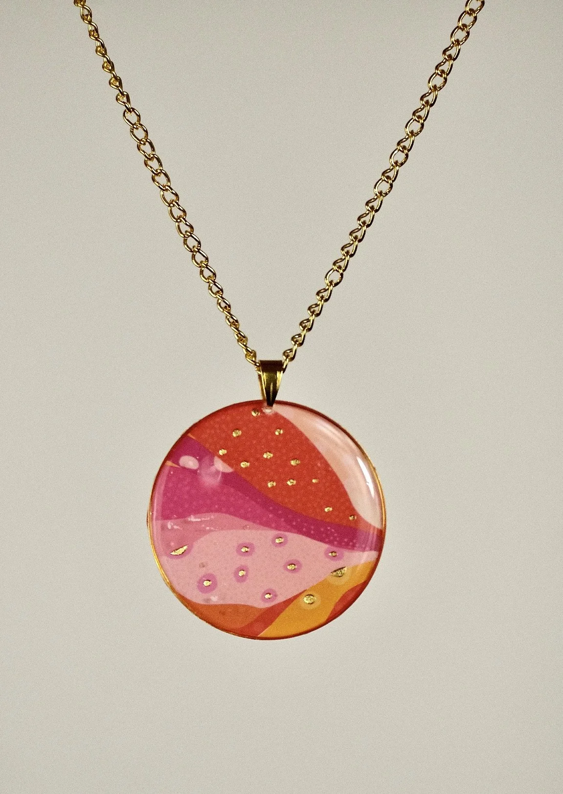 Fuchsia Disk Resin Necklace
