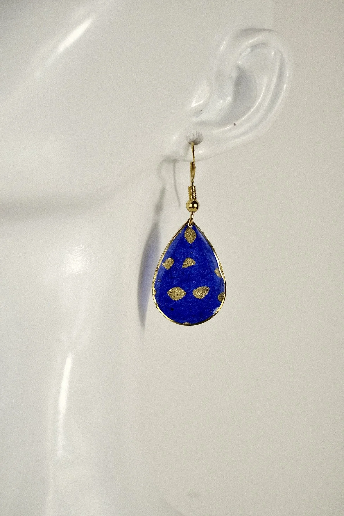deep blue and gold resin earring