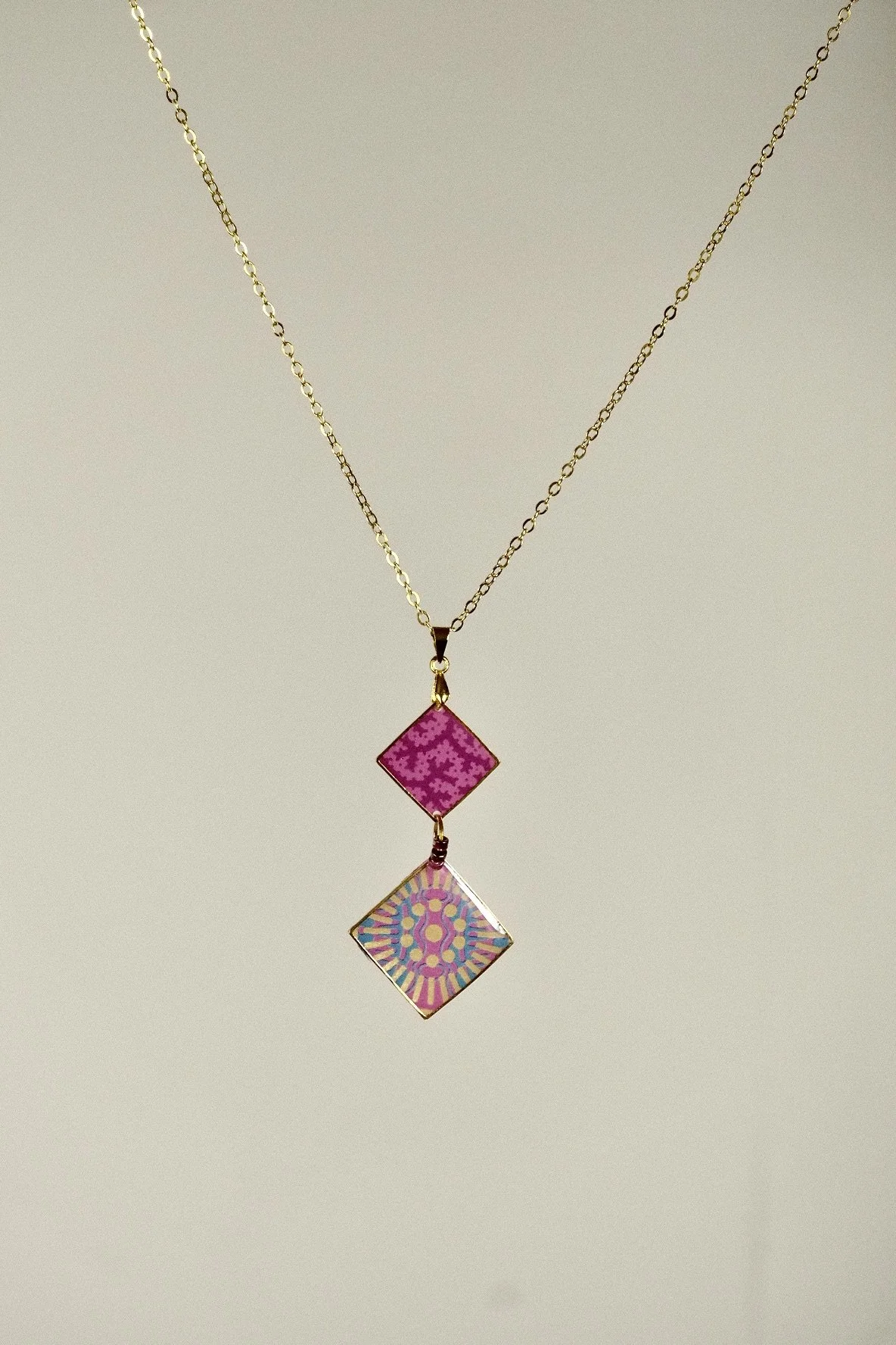 Sunrise Fuchsia Resin Necklace