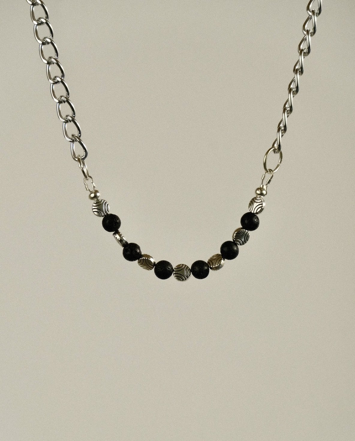 large view of the necklace