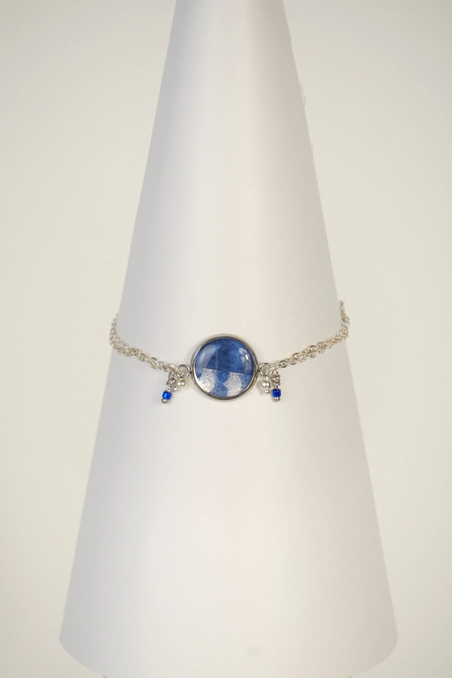 Leaf Blue Resin Bracelet