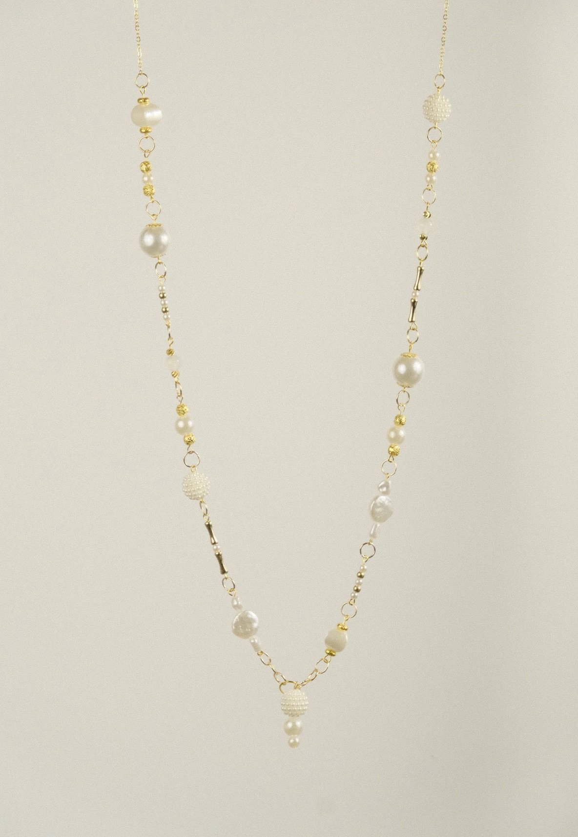 large view of the necklace