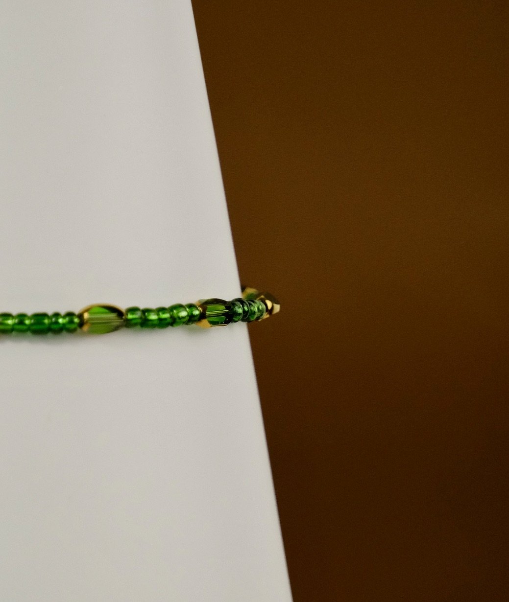 side view of the beads