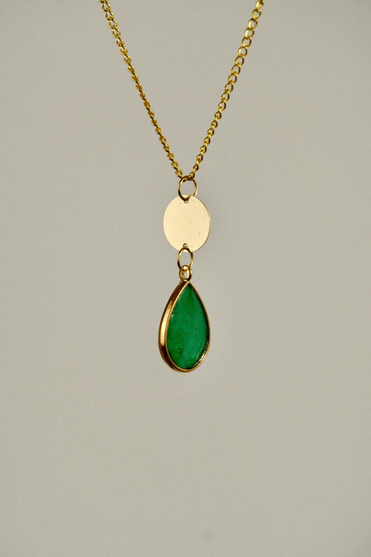 large view of the necklace