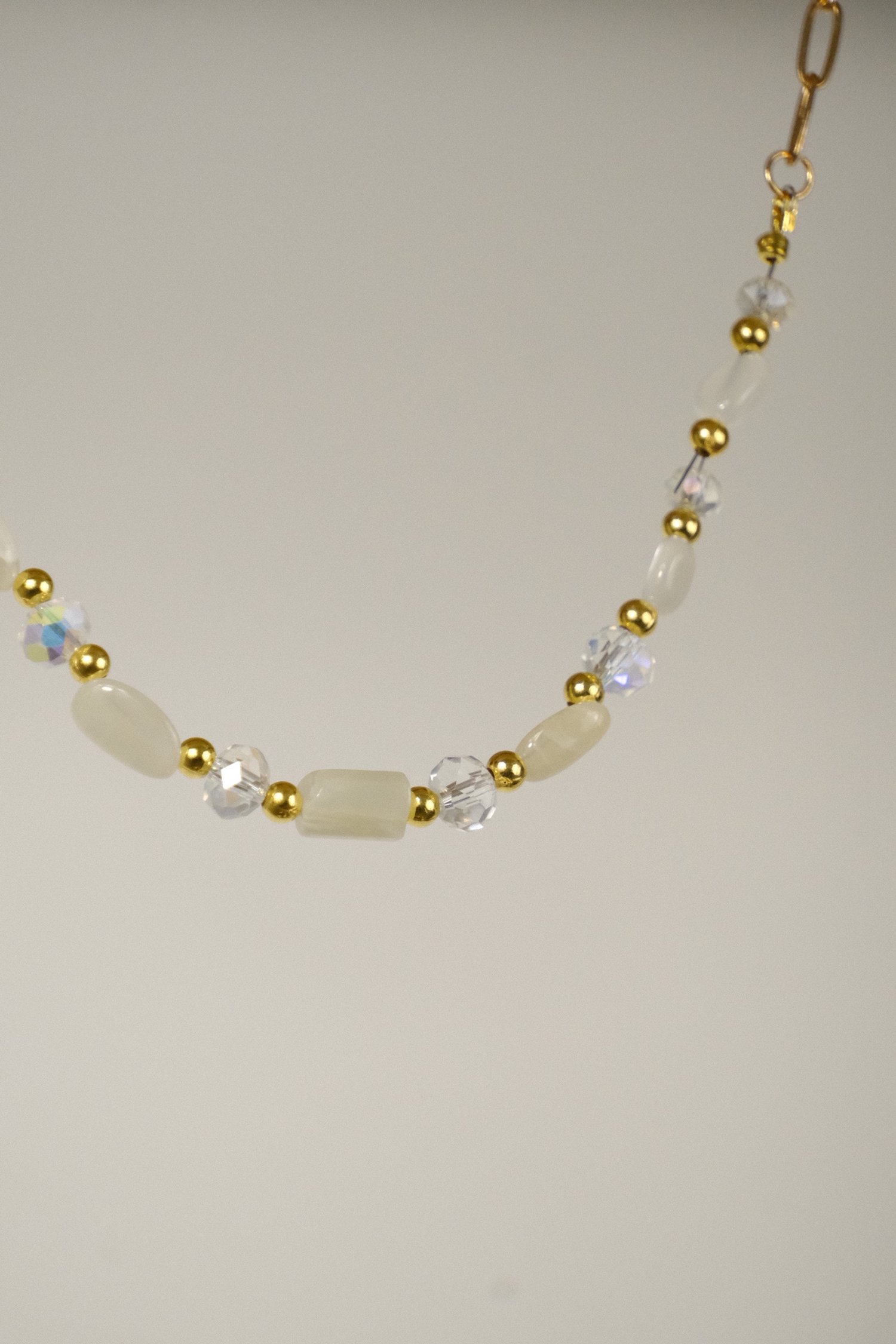 White Stone Choker