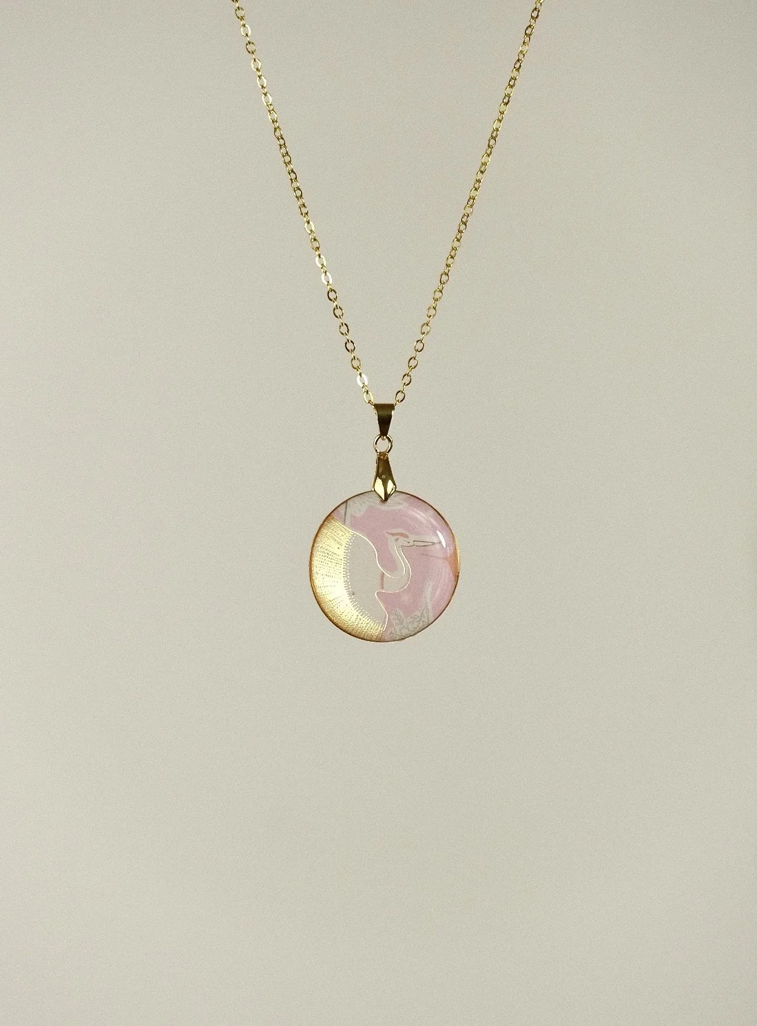 wings resin necklace