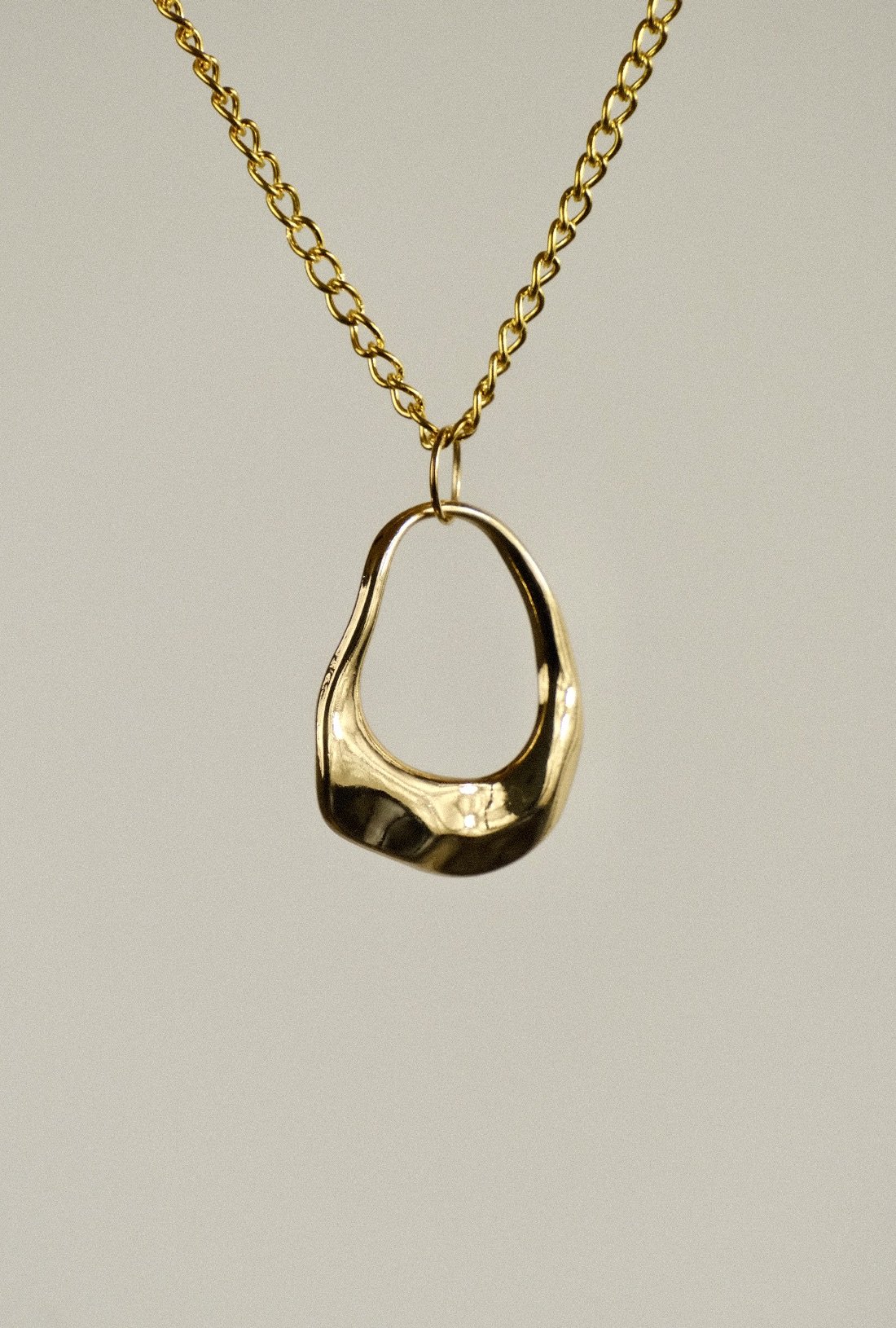 close up of the necklace