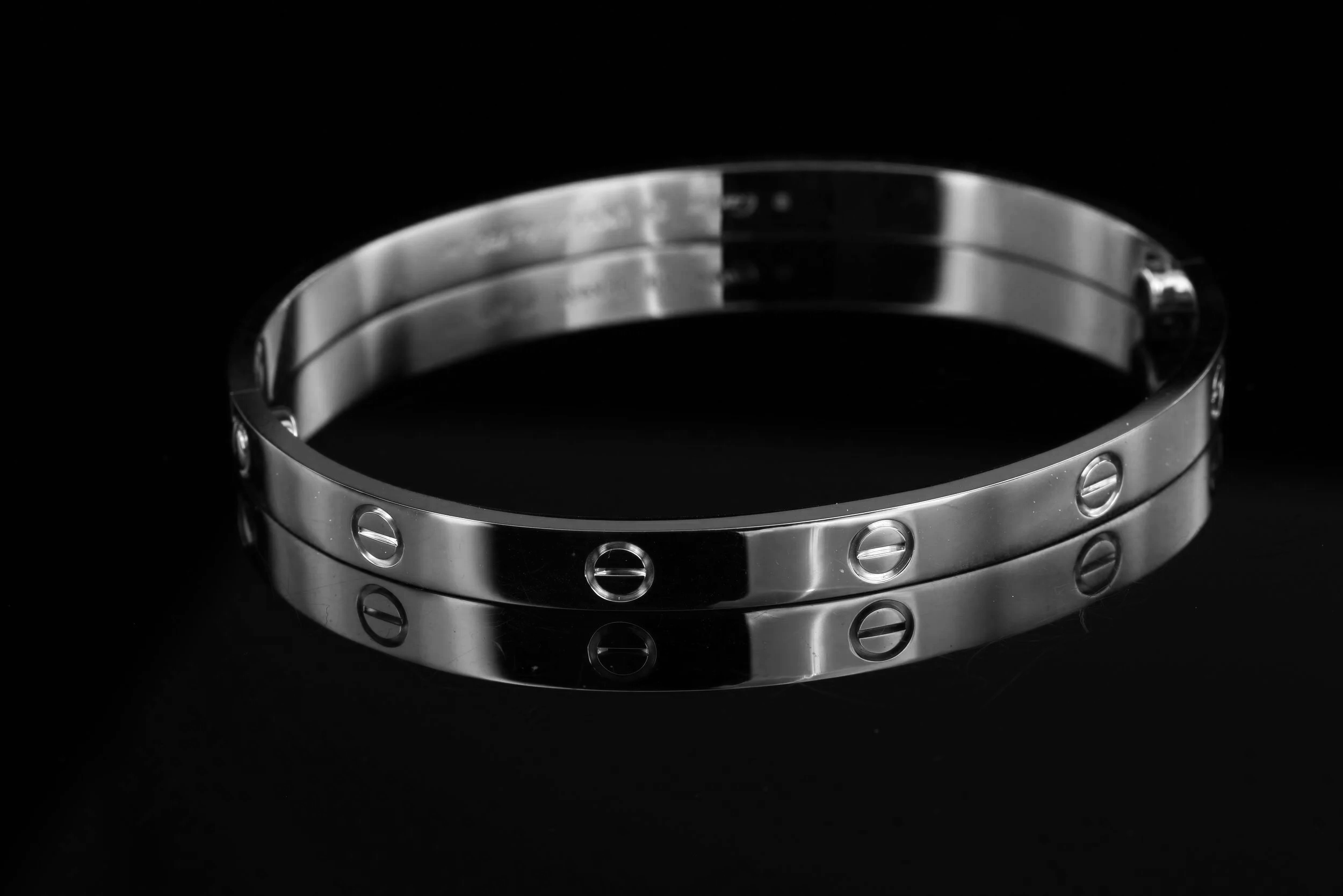 Cartier Love Or rose T20
