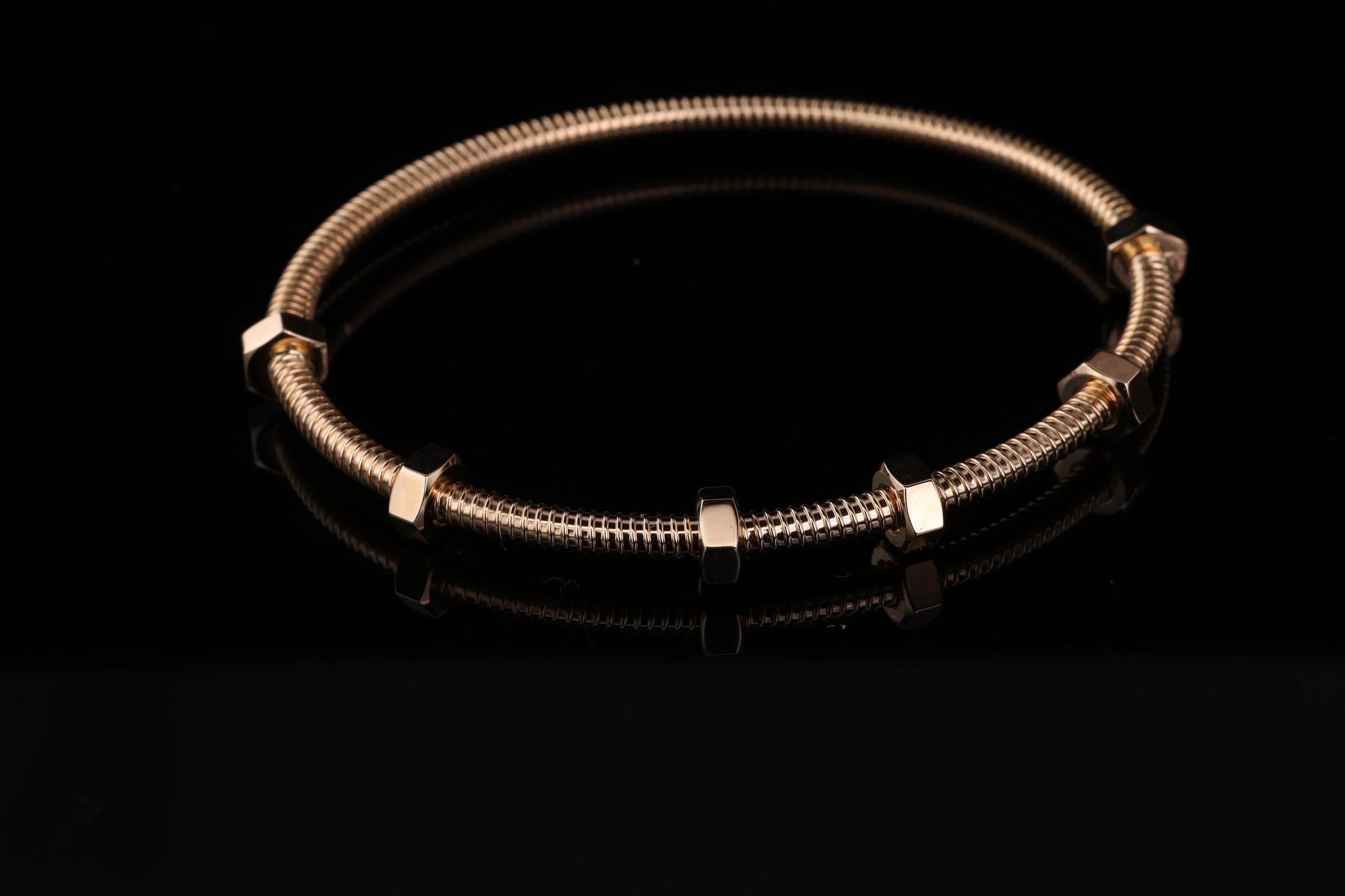 Cartier Ecrou Or Jaune T19