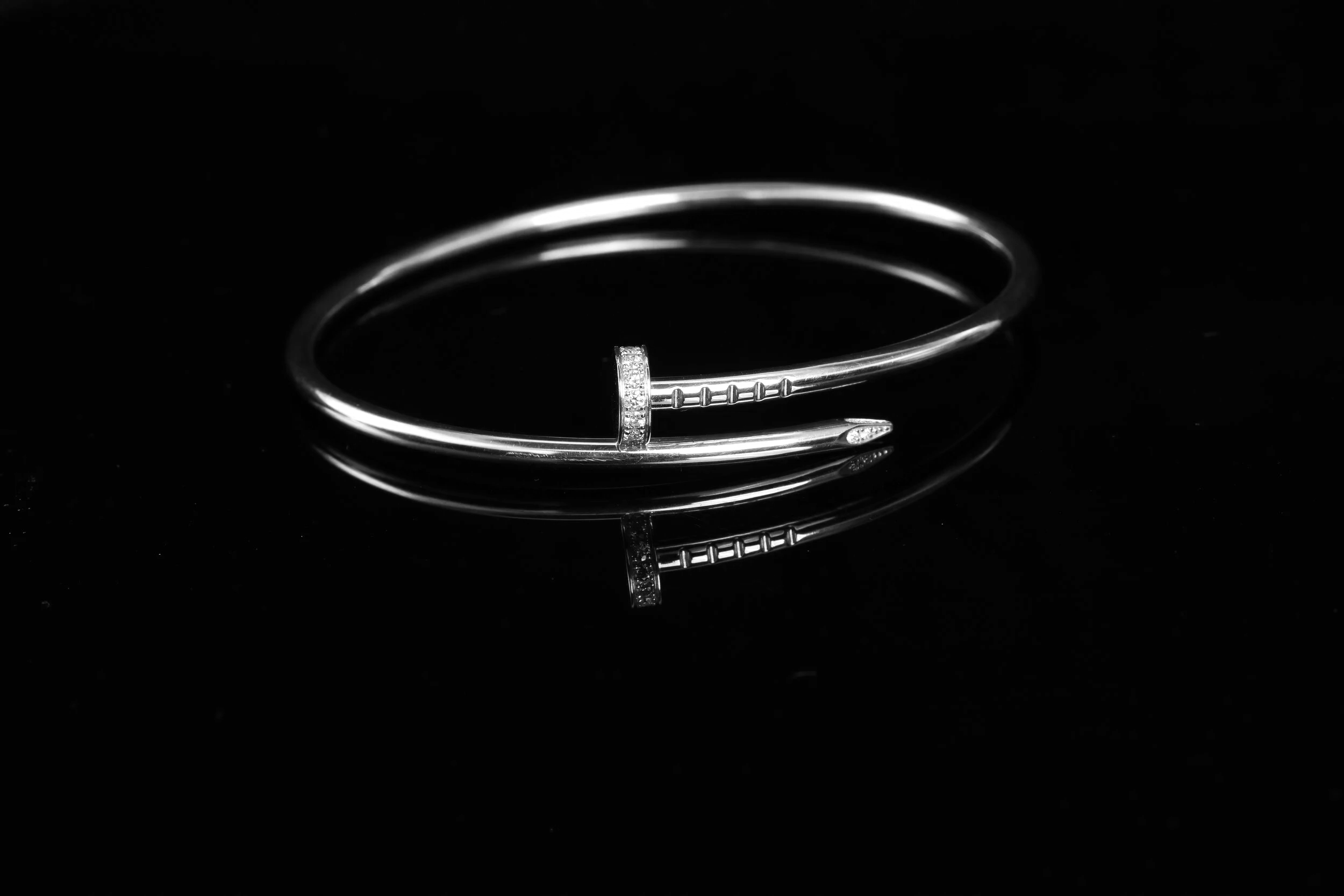 Cartier Juste un Clou petit modèle T16 diamants