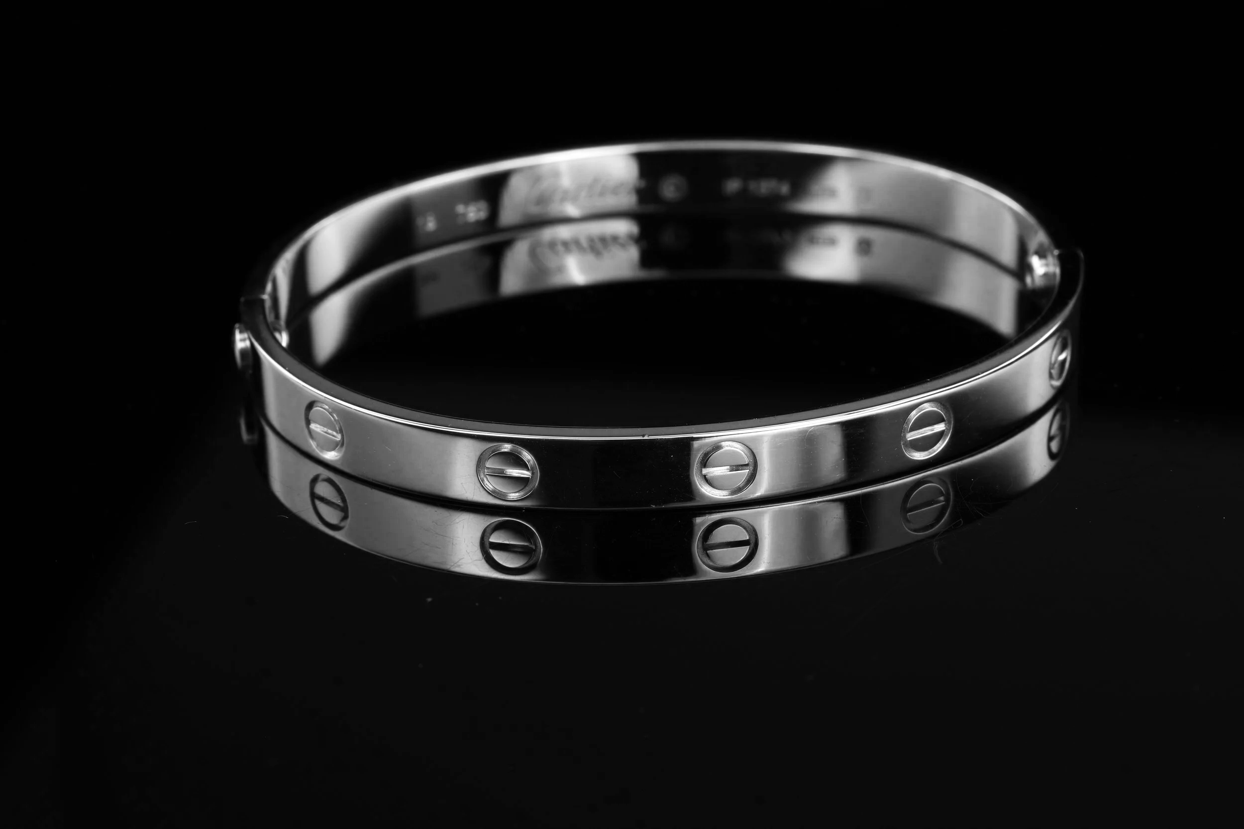 Cartier Love Or rose T18