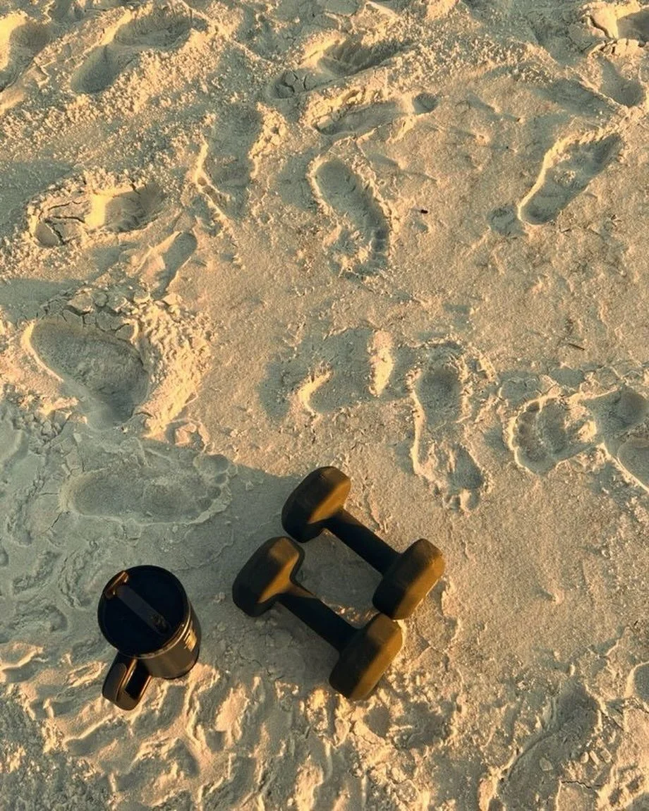 Support your skin&rsquo;s recovery 💪🏽

Our Radiance Ritual balm is a multifunctional, skin-nourishing product designed to support recovery and enhance natural glow. 

One of its key use cases is post-training: it can be applied after workouts to hy