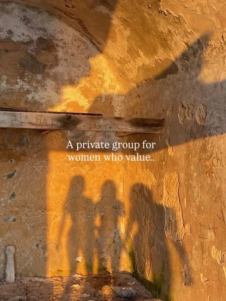 Isla Solar Glow is more than a skincare brand. 

So, I am creating a private circle for those of you drawn to Mediterranean rituals, natural beauty, wellbeing, connection and slow living. 

Inside, I&rsquo;ll be sharing exclusive wellness inspiration