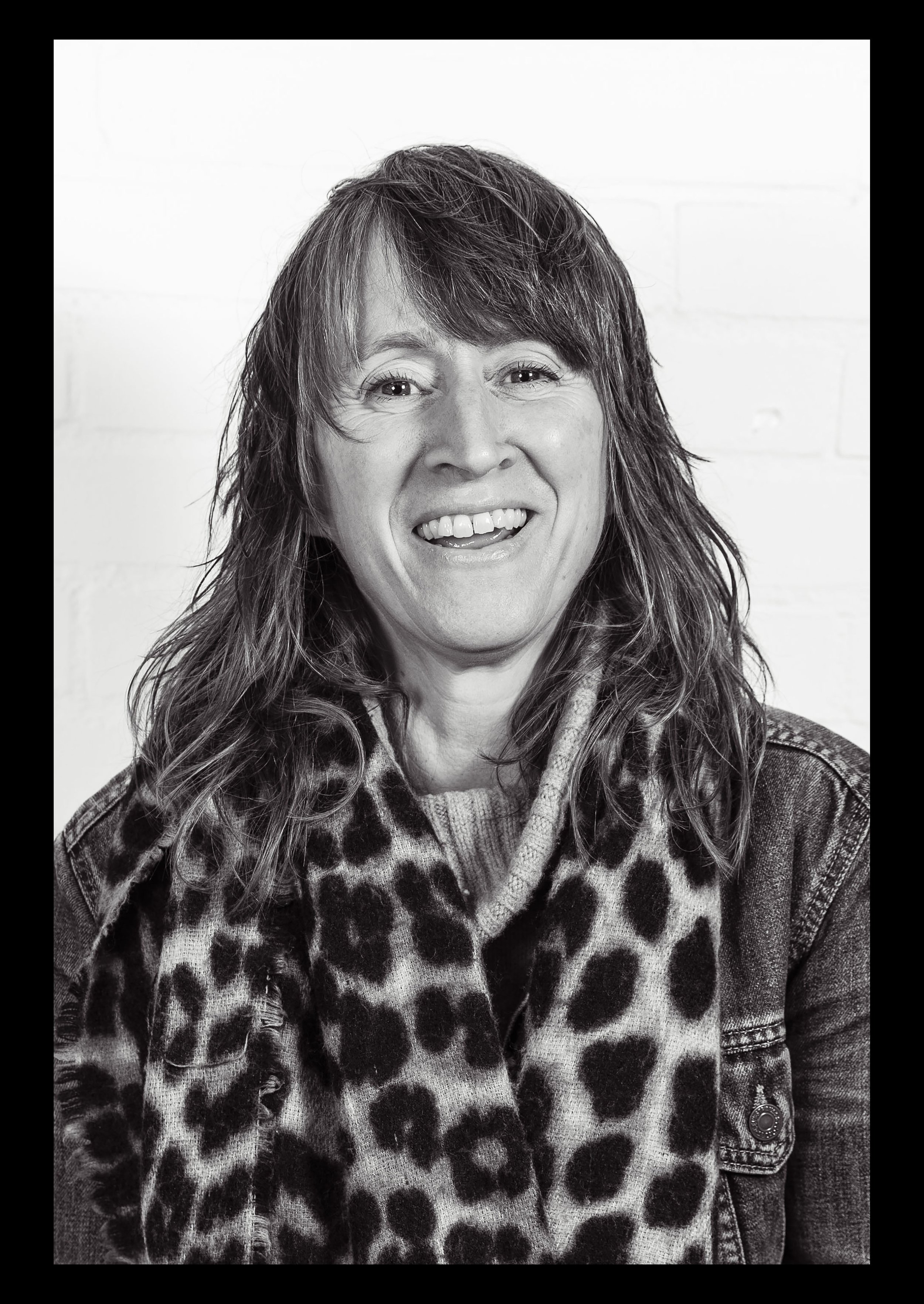 CAROLINE PEDLARBW.jpg