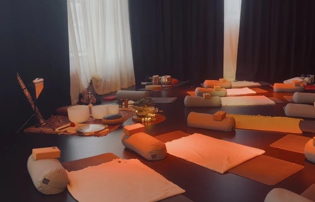 Sonic Yin with Jess and Ro