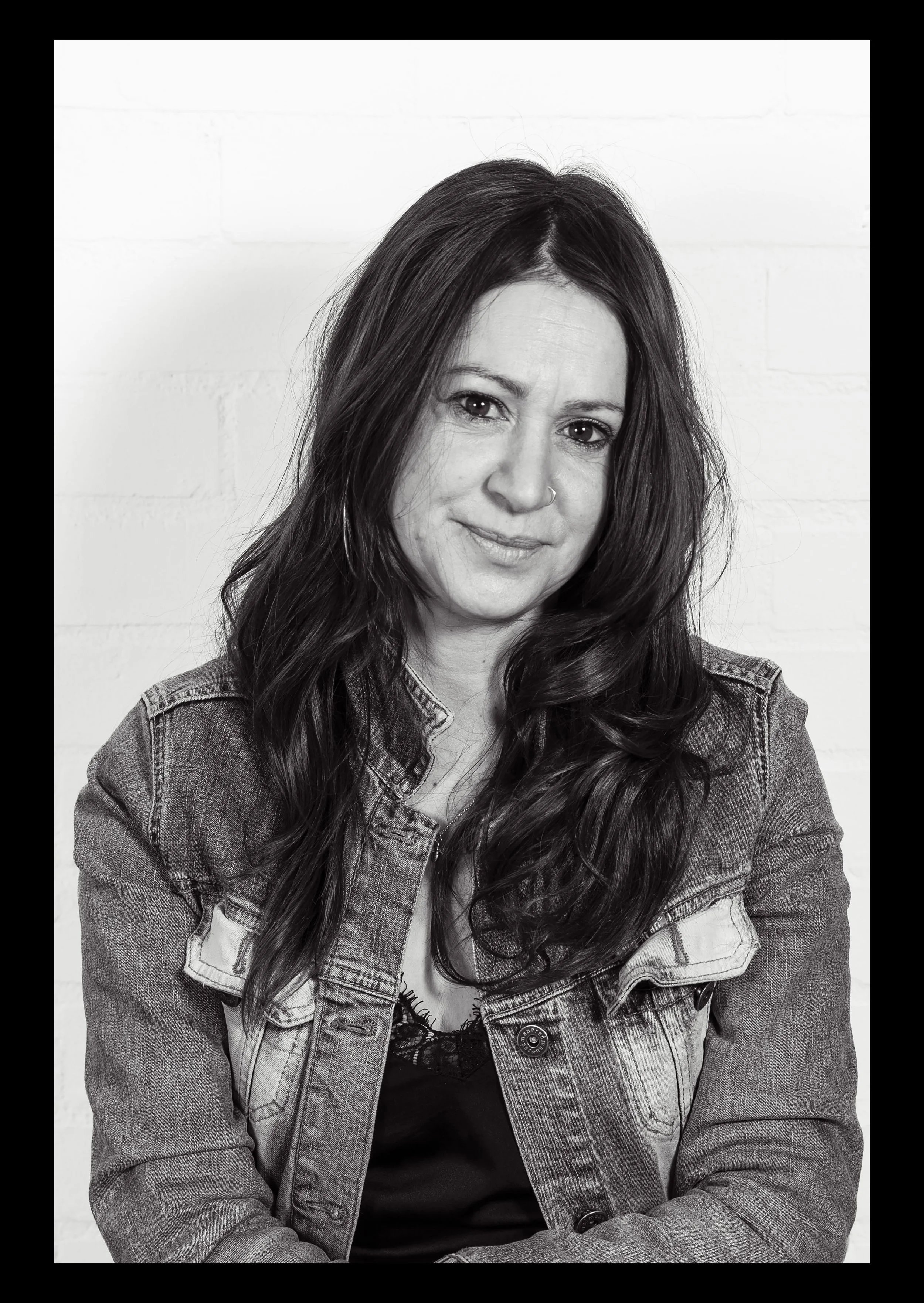 JULIA DUNSTANBW.jpg