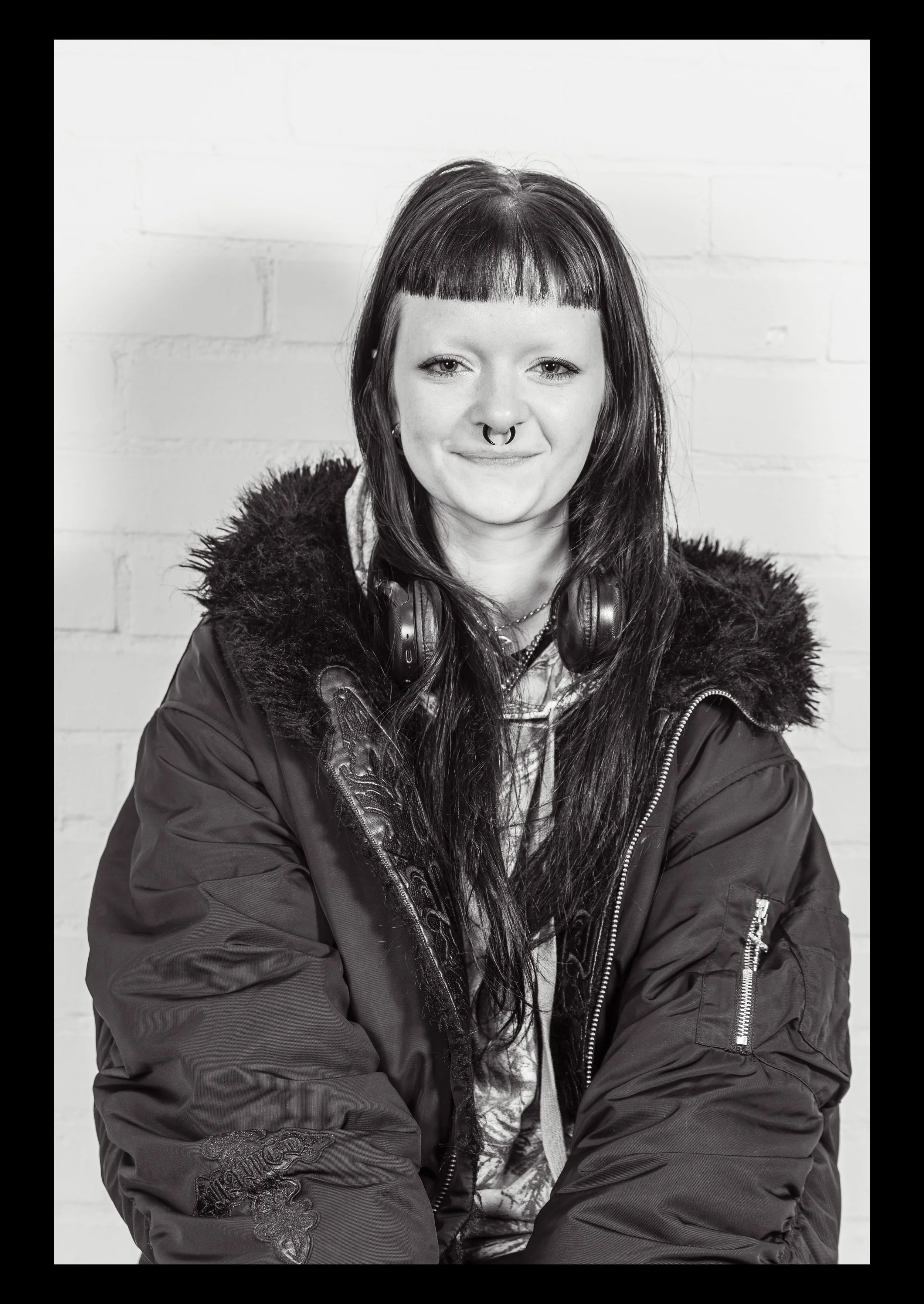 LULU BENJAMINBW.jpg