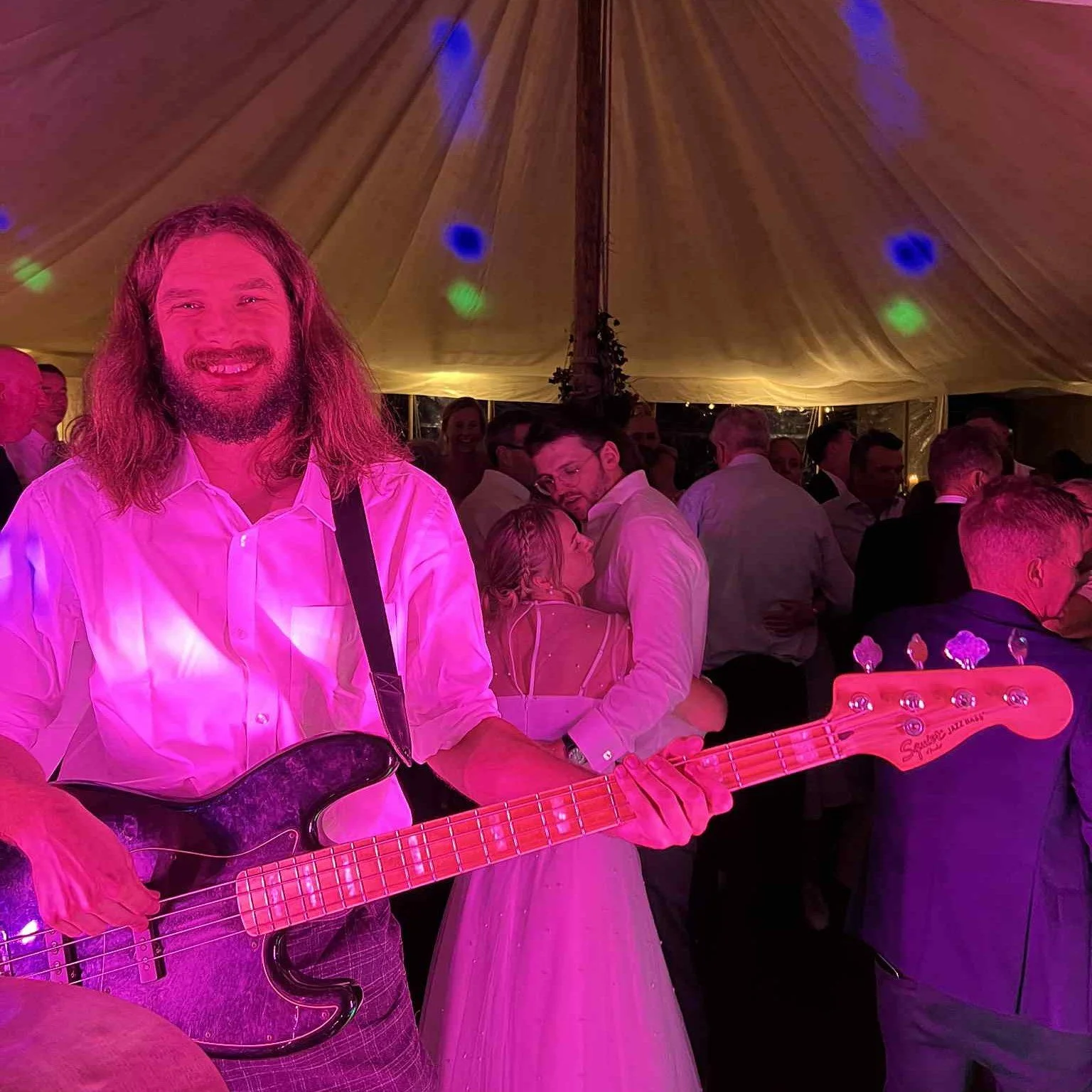 🕺 Jessie & Harry 💃
Thanks for letting us be a part of your big day, we had a blast! ⚡
Congratulations again!