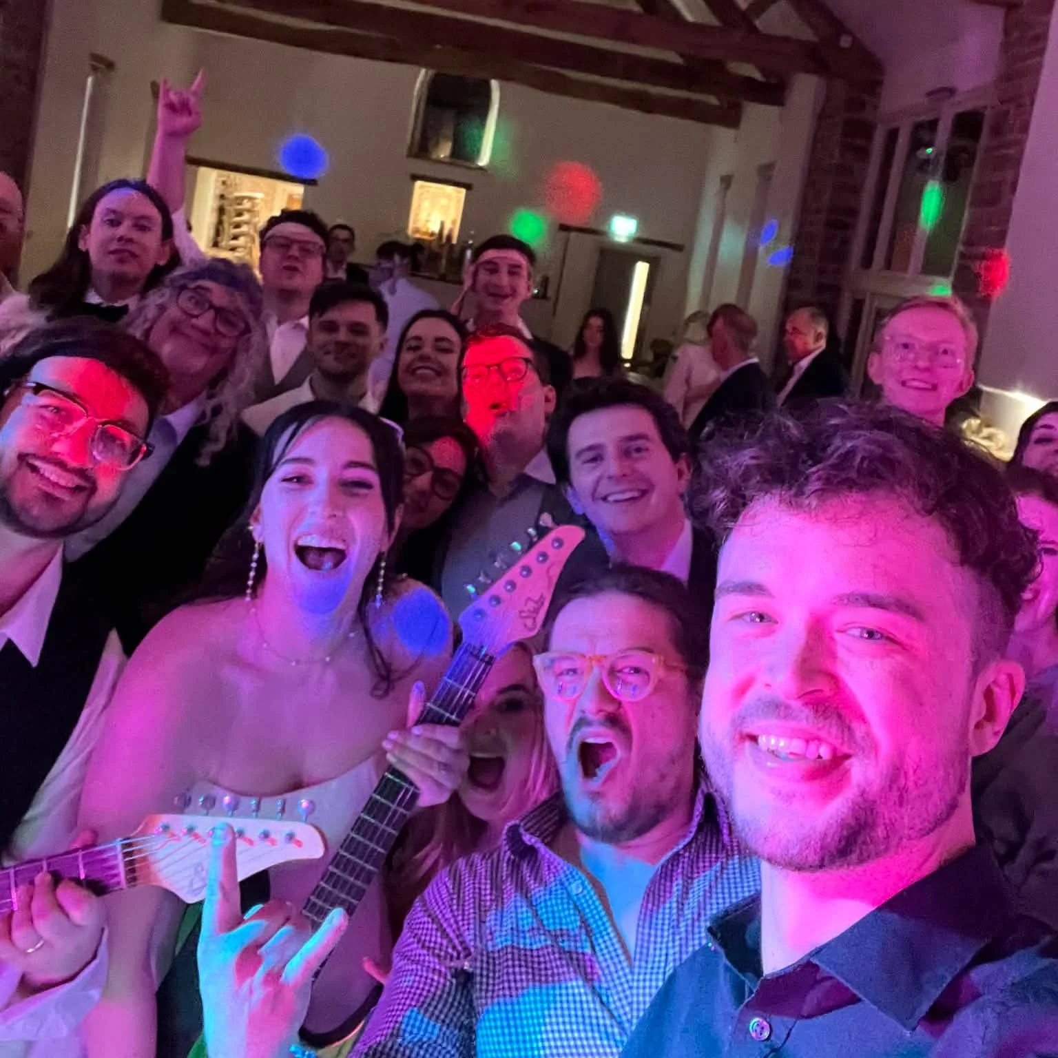 🕺Katie &amp; Tobias💃

Our first time at Tall John's House in beautiful Brecon and it couldn't have been for a more energetic bunch! Thanks guys for having us we so much fun (and the pizzas were great too!) Congratulations!💍
.
.
.
.
.
#talljohnshou