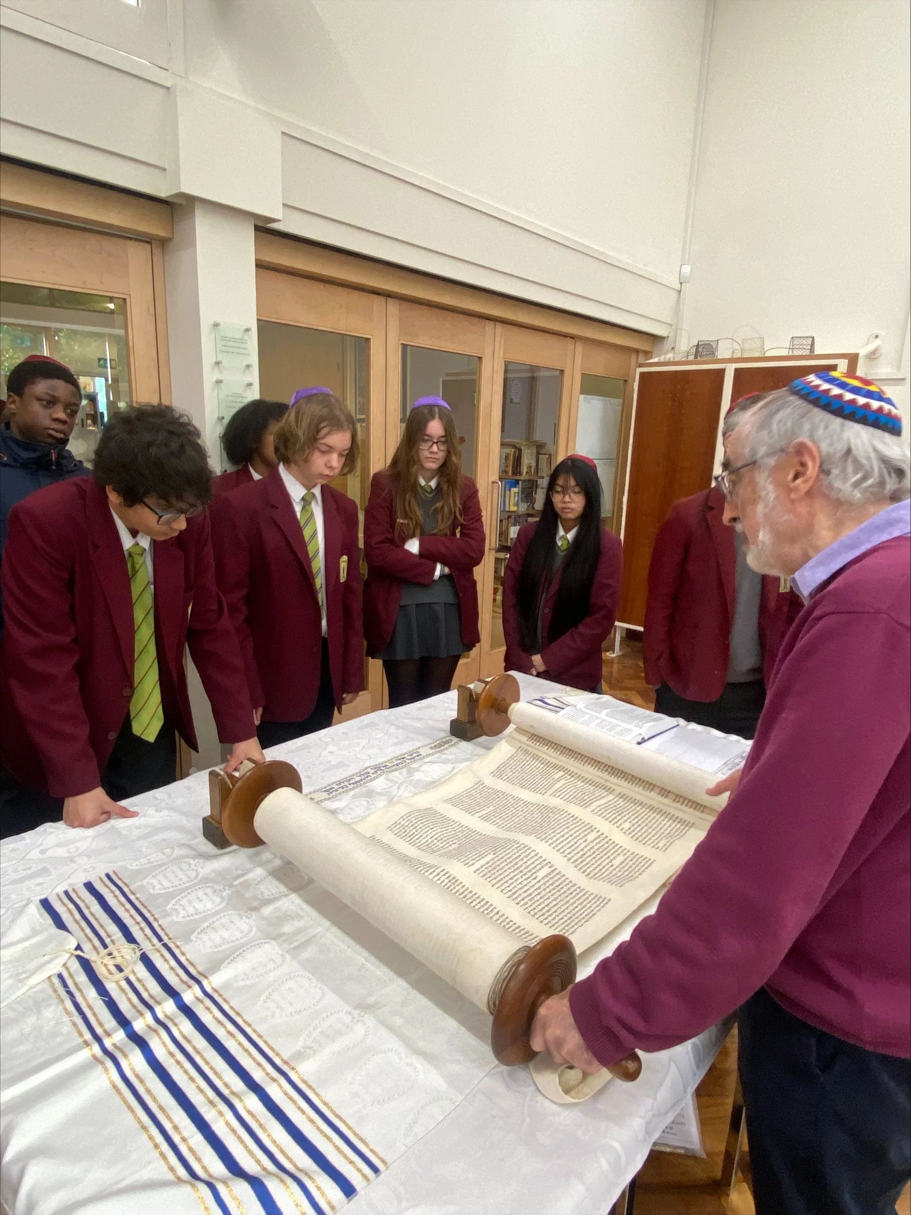 Year 10 Visit Wimbledon Synagogue