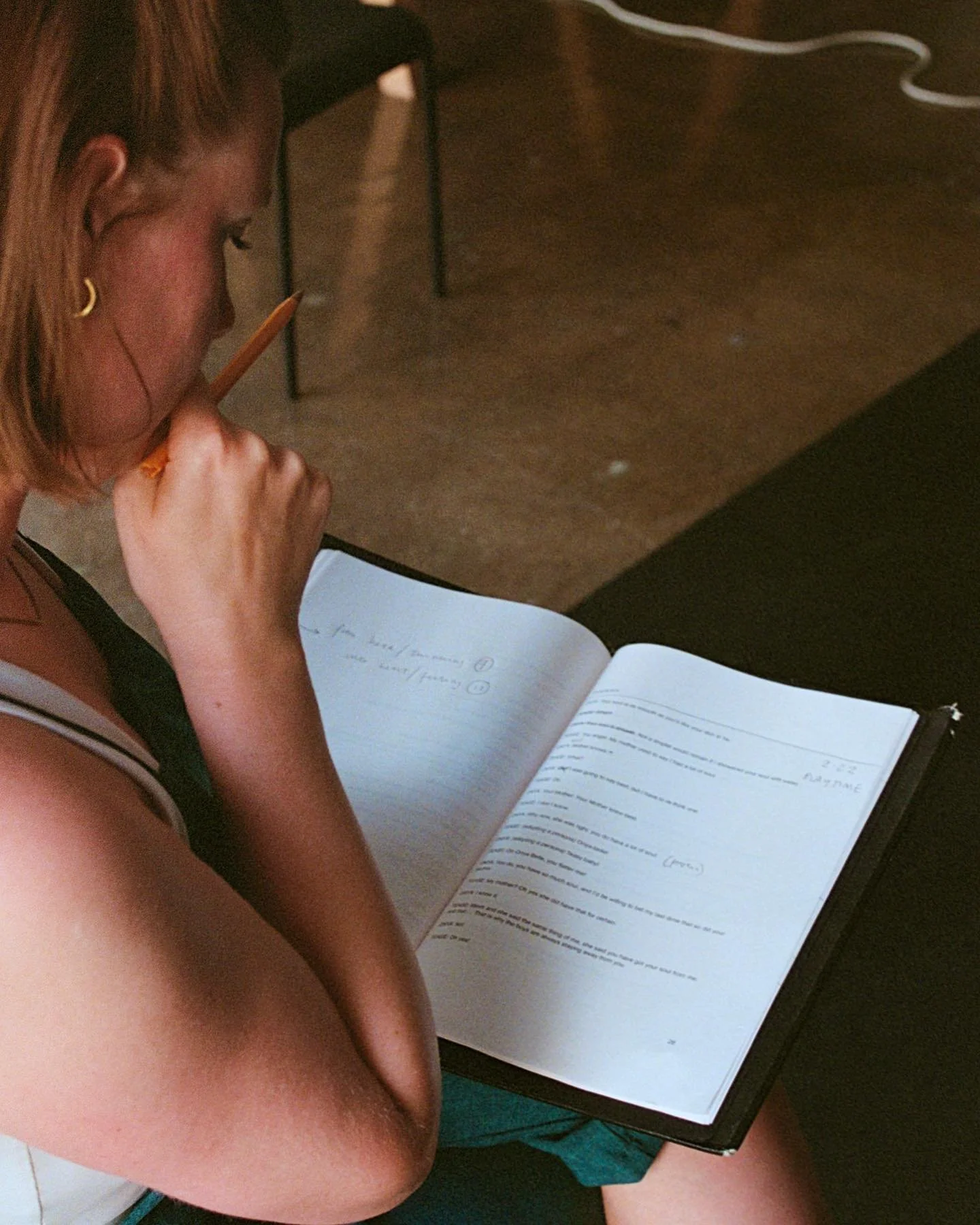 Happy Monday! 

📷 Here are some more beautiful shots of our R&amp;D last week from @jacksonwooten 

🧶👦👯&zwj;♀️

#londontheatre #newwriting