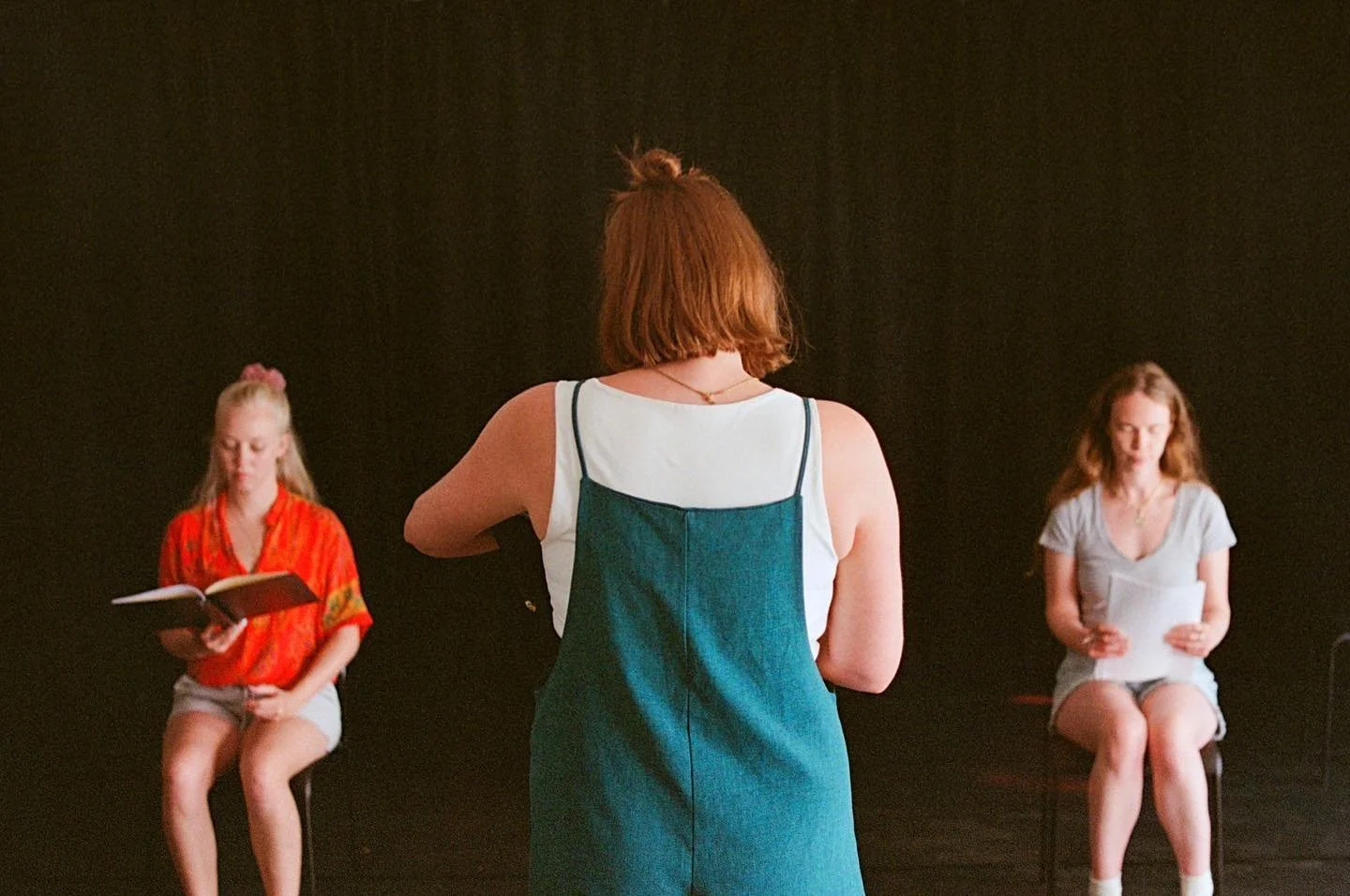 📷 Beautiful bts shots by @jacksonwootenfilm capturing our time @london_performance_studios this week. A creative week full of amazing discoveries, ending with some great feedback from our most trusted peers. Knit Your Own Boyfriend is developing day