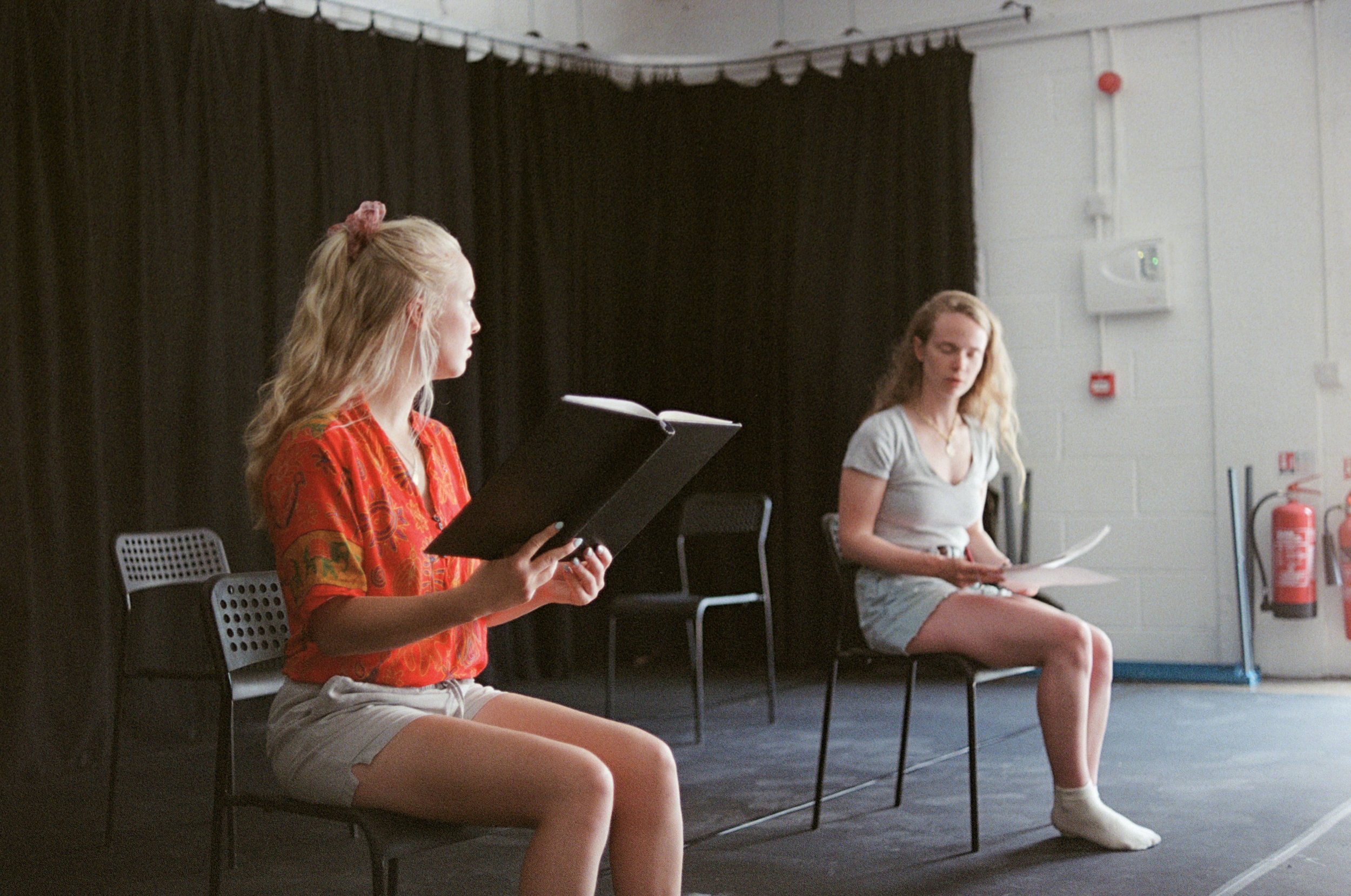 London Performance Studios Seeding Space Residency - Dramaturgy R&D - Hazel Caulfield and Eleanor Roberts