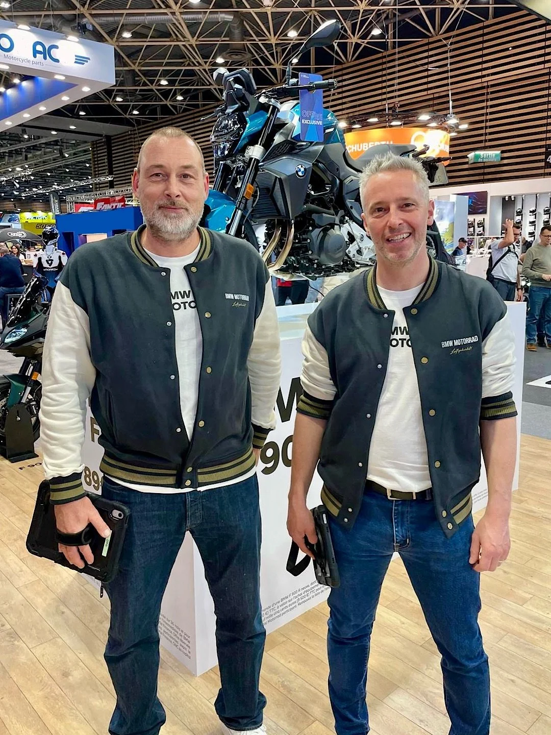 L&rsquo;&eacute;quipe @autoevents.fr est au grand rendez-vous moto, le @salondu2roueslyon jusqu&rsquo;&agrave; demain, avec @bmwmotorrad_france ! 🤩✌🏼

🔎 Zoom sur le stand 2026 !

🏍️ Ce que vous pouvez d&eacute;couvrir :
✨ La toute nouvelle BMW F 