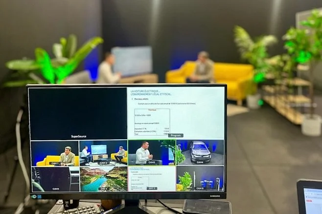 La transition vers l&rsquo;&eacute;lectromobilit&eacute; ne se r&eacute;sume pas &agrave; changer de v&eacute;hicule ⚡

Elle am&egrave;ne de nouveaux usages, et surtout beaucoup de questions 🤔

Comment recharger ?
Quelle autonomie au quotidien ?
Est