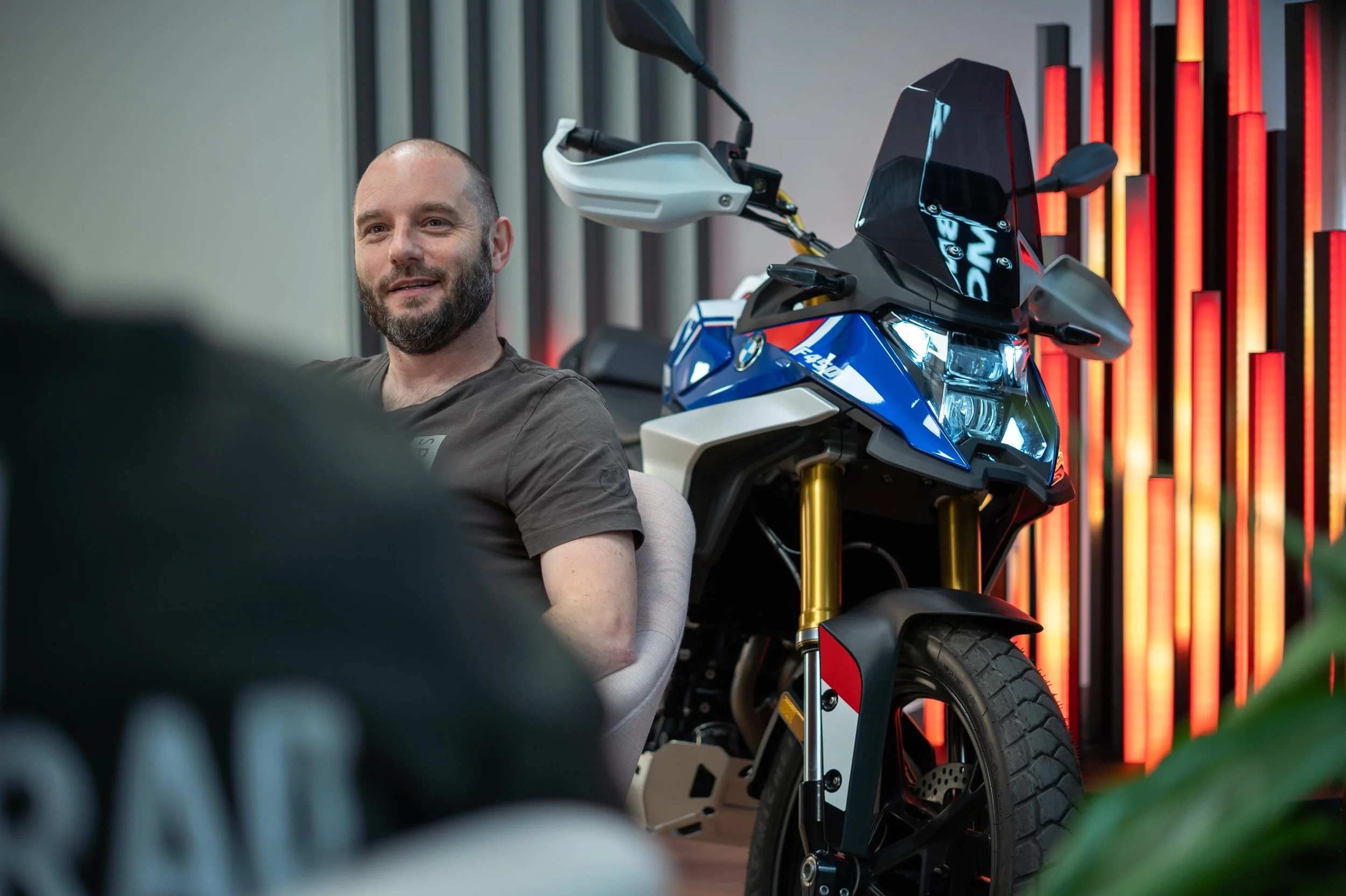 🎥 Studio Live BMW Motorrad depuis Tigery : pr&eacute;sentation de la nouvelle BMW F 450 GS 🔥

Un super moment partag&eacute; avec le r&eacute;seau @bmwmotorrad avant le PLT &agrave; Lisbonne 🇵🇹

🎙️ Mathieu et Boris ont pris le guidon de cette pr
