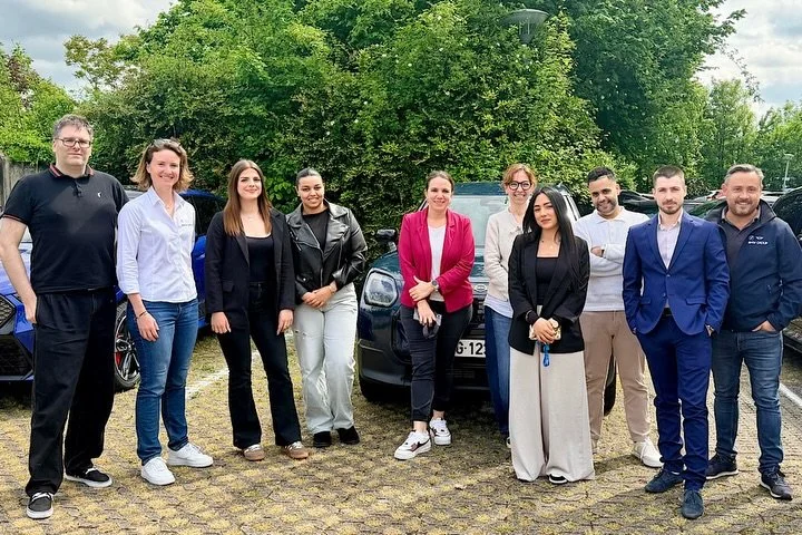 ✨ La semaine derni&egrave;re, nous &eacute;tions au Centre d&rsquo;Interaction Client (CIC) de Strasbourg pour accompagner la nouvelle &eacute;quipe ConnectedDrive du BMW Group 🚘📱

Pendant deux jours : ateliers, &eacute;changes, cas concrets et d&e