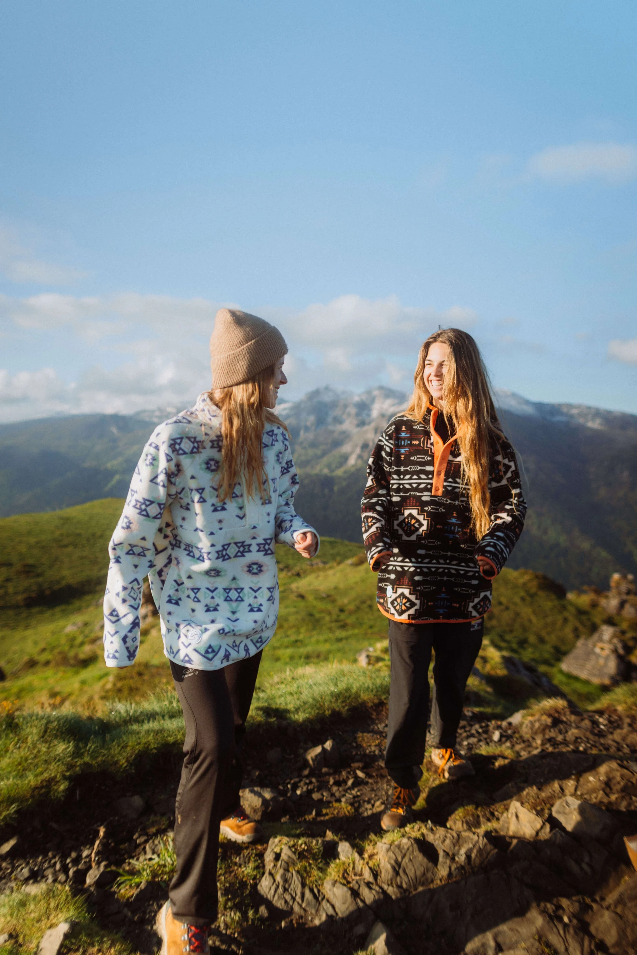 Cozy granola girls layers in nature- Dereamz - Denise Klaasman.jpg