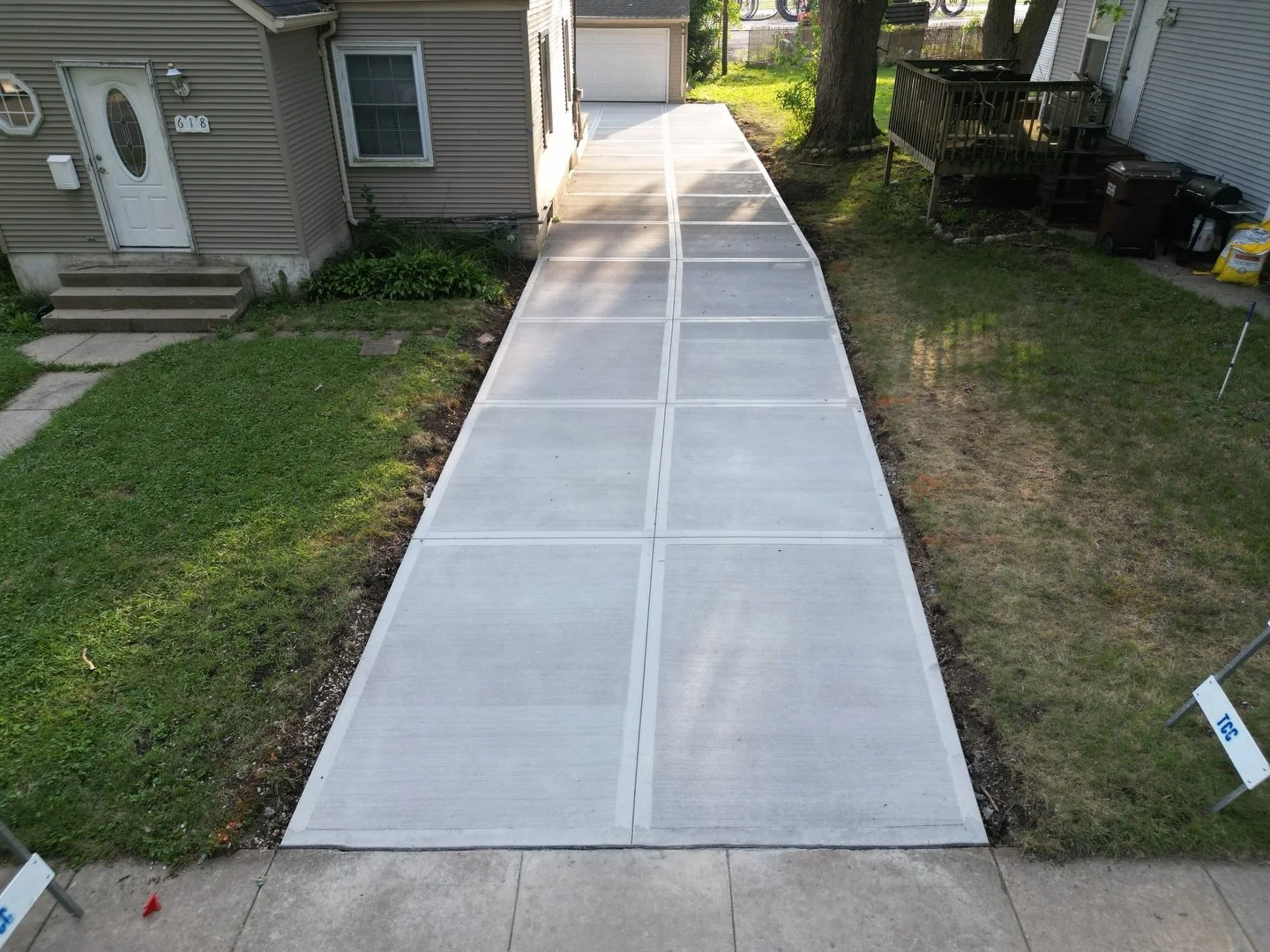 Thinking about a new driveway? Here are some recent projects we&rsquo;ve completed for local homeowners. 👀

Why people choose Turner Concrete:
&bull; Family owned and operated 
&bull; We answer the phone (imagine that 😄)
&bull; Constant communicati