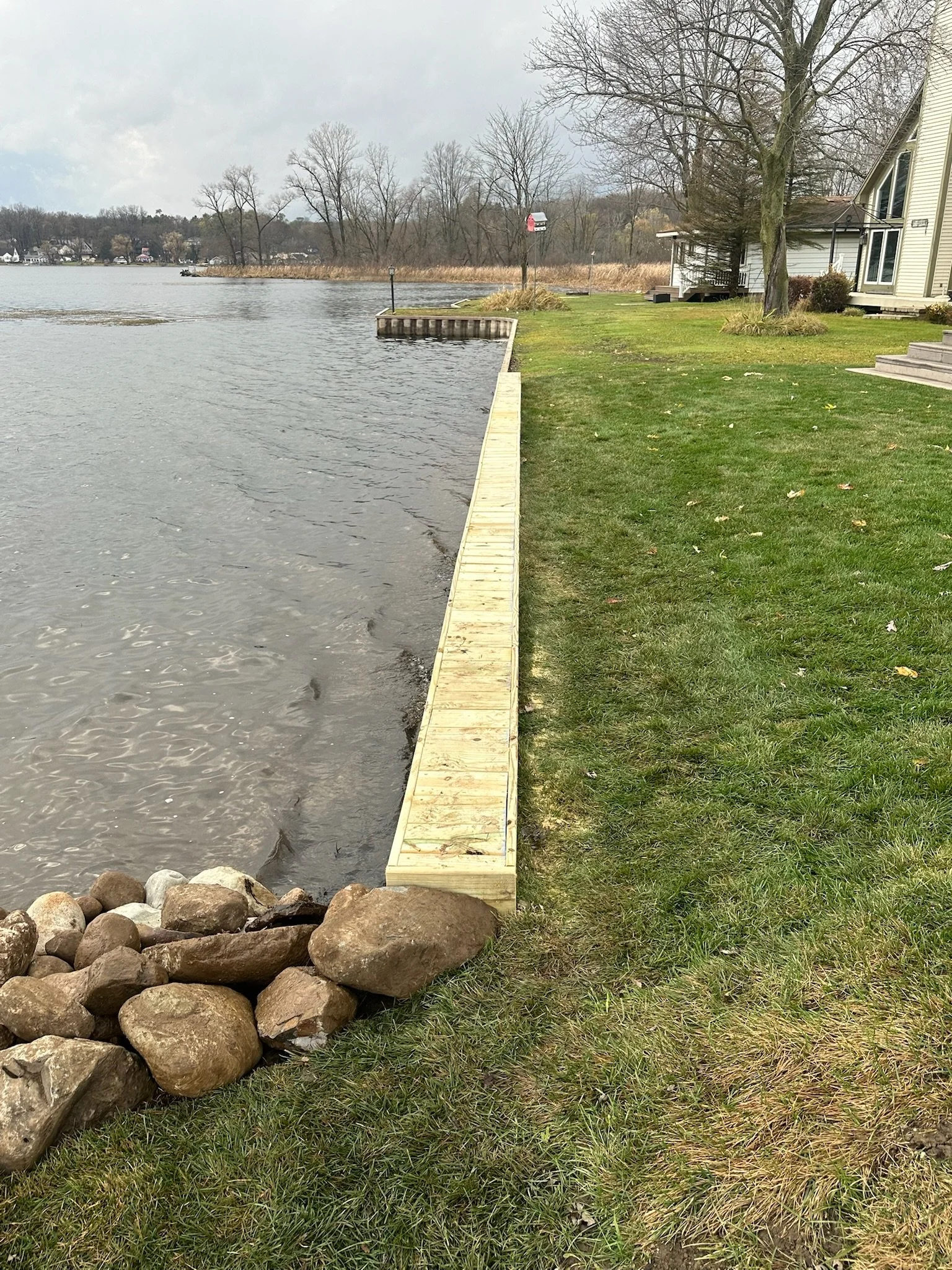 Shore Line Retaining Wall Cap