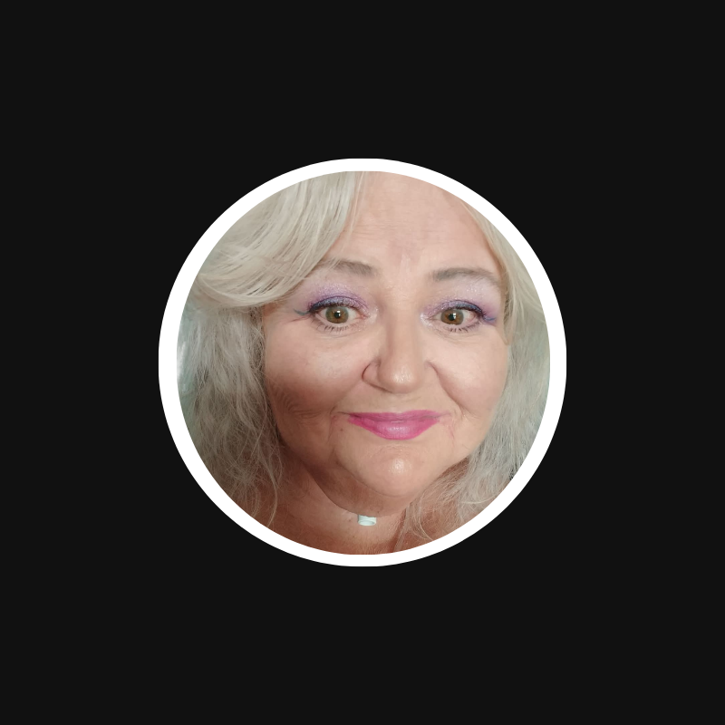 Donna Smith - Mindfullness & Well-being Practitioner, Motivational Coach & Speaker