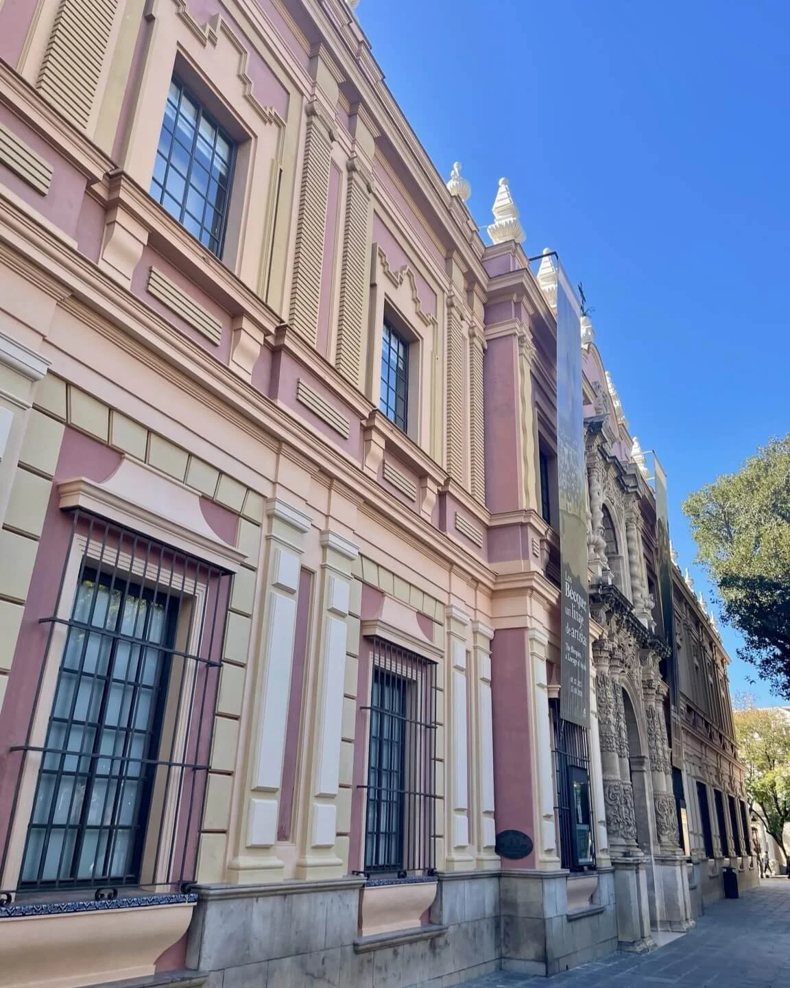 Seeing the Same Painting Differently