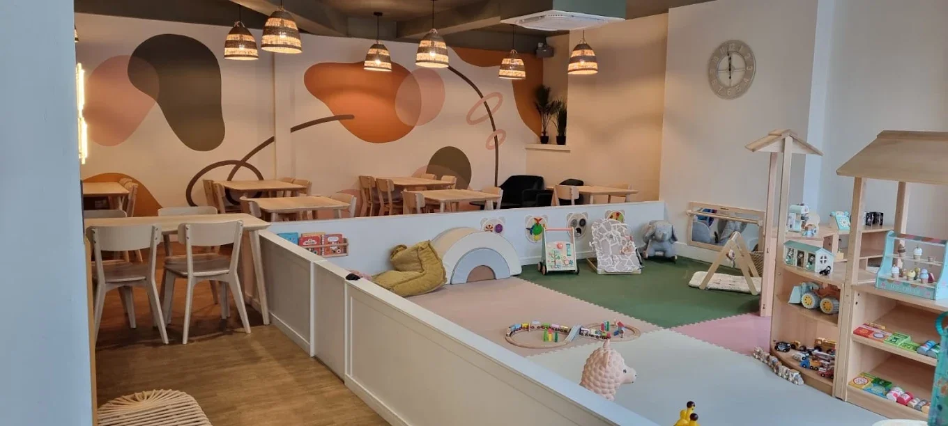 Speech and Language Advice Session at Tots and Teapots
