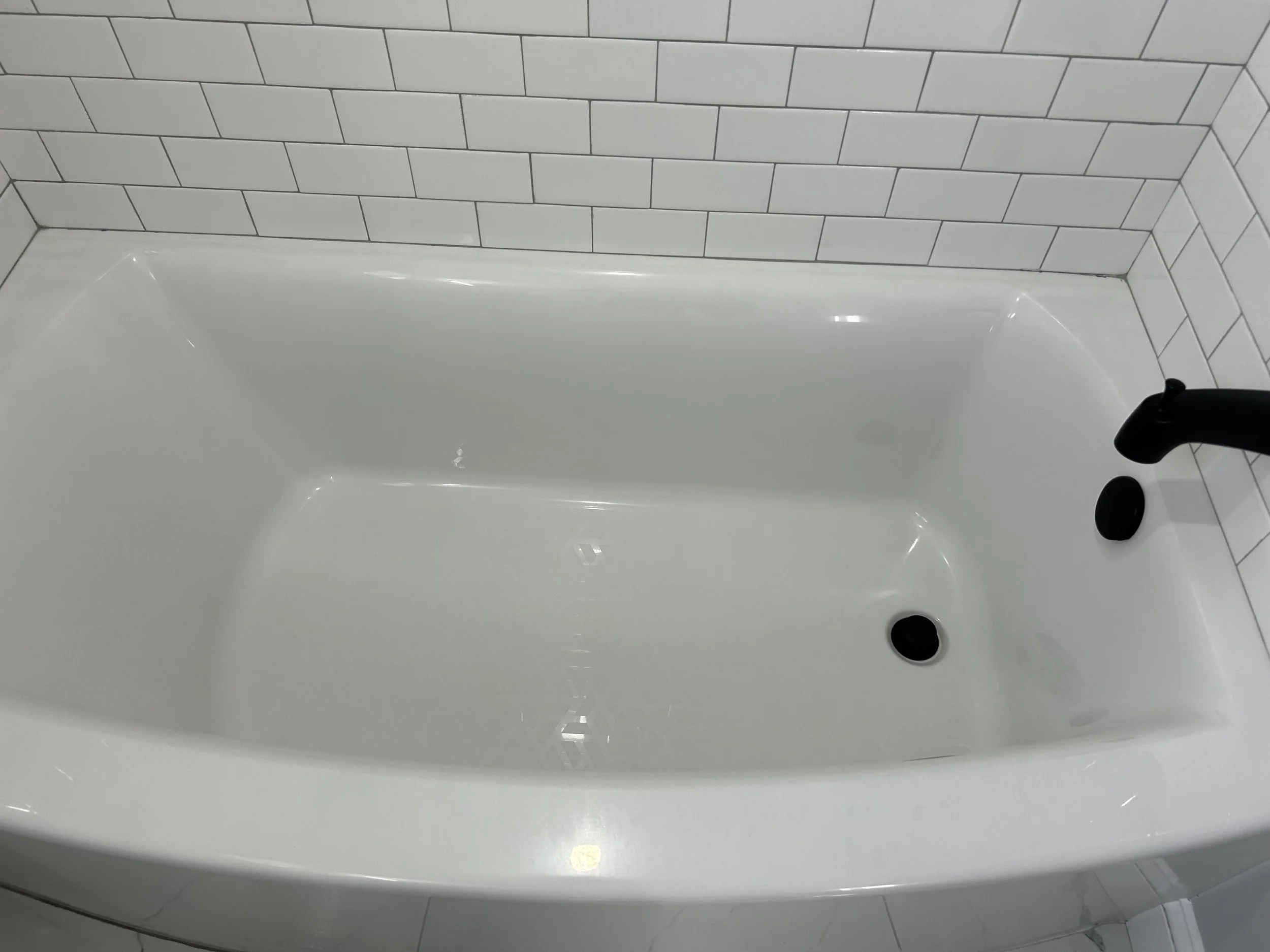 bathtc.jpg