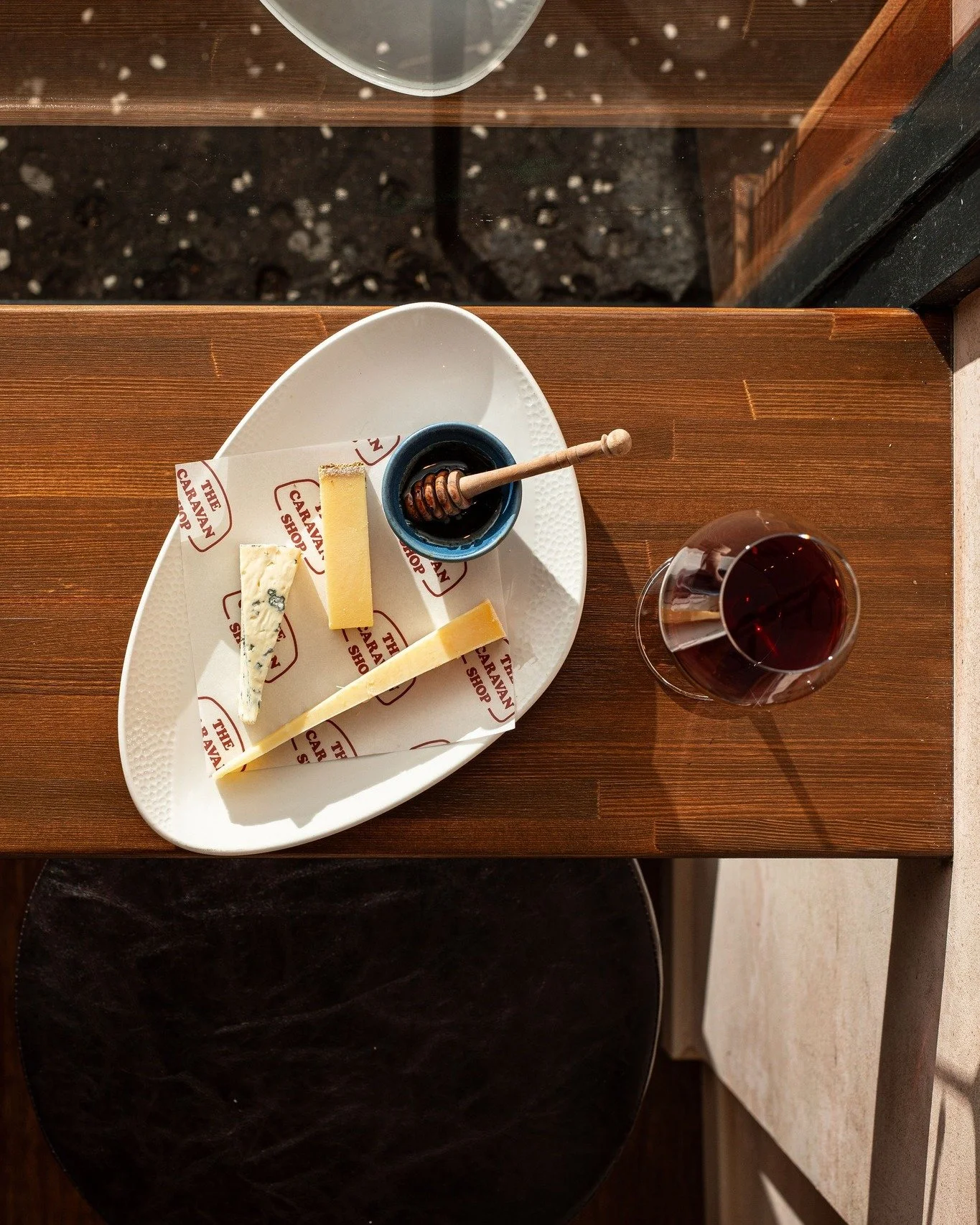 Friday night cheese &amp; wine 🧀🍷