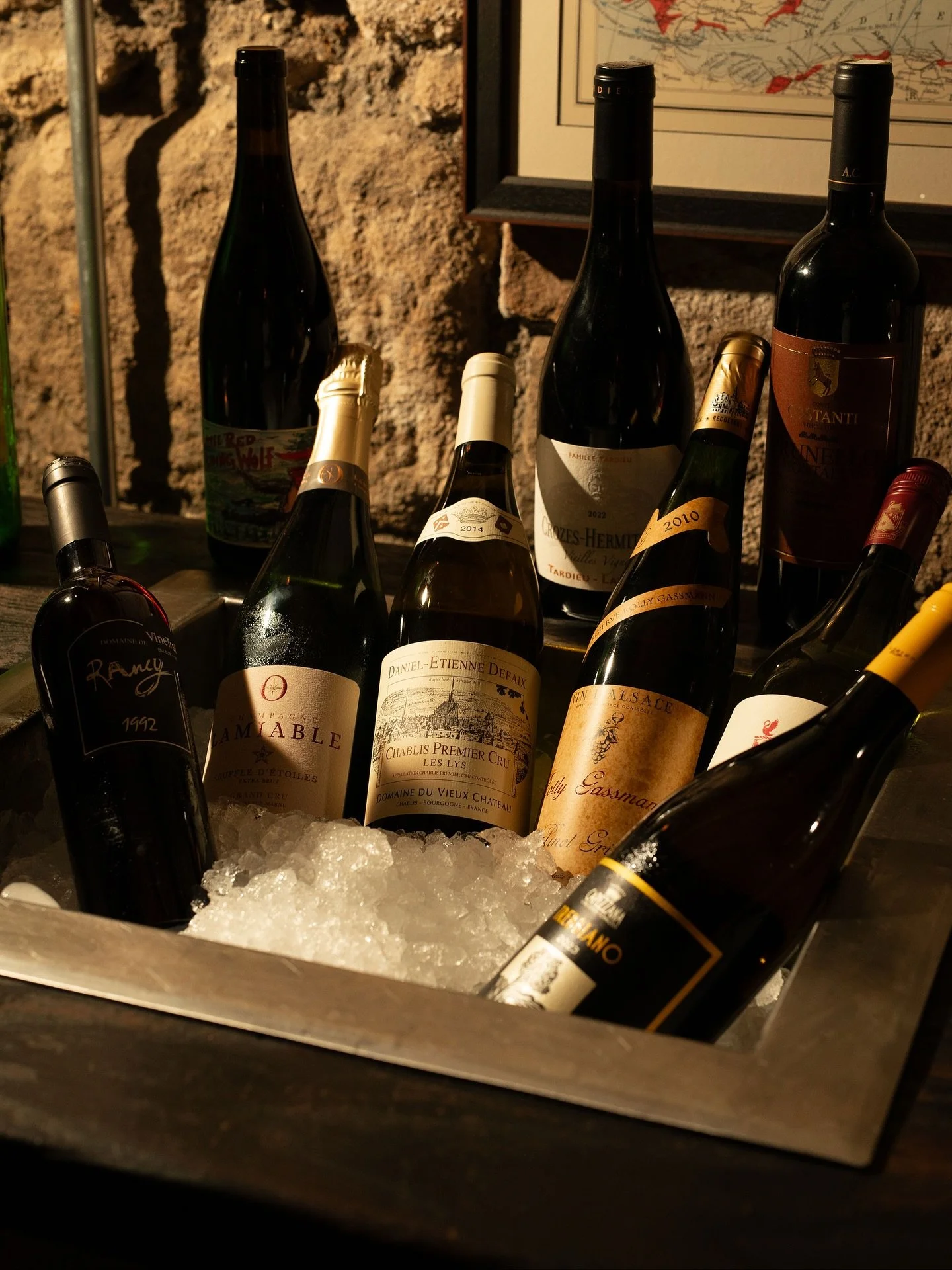 Wow &mdash; what a first weekend in the fully opened Caravan Shop Cellar.
You absolutely showed up. Some incredible bottles were poured, from Rh&ocirc;ne to Burgundy&hellip; but the real headline?
Glasgow loves grower Champagne.
(We do too, so that w