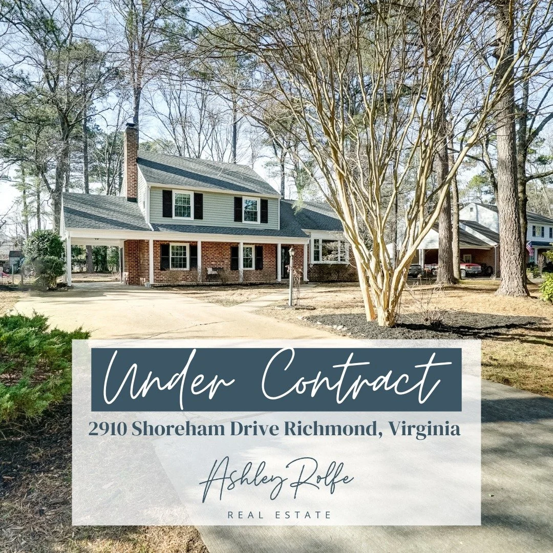❄Turns out snow and ice couldn&rsquo;t slow this one down. I listed this beautiful home with three inches of ice and snow on the ground, with multiple showings, and received MULTIPLE offers in no time! ❄

Thank you to may amazing clients, @agriff0815