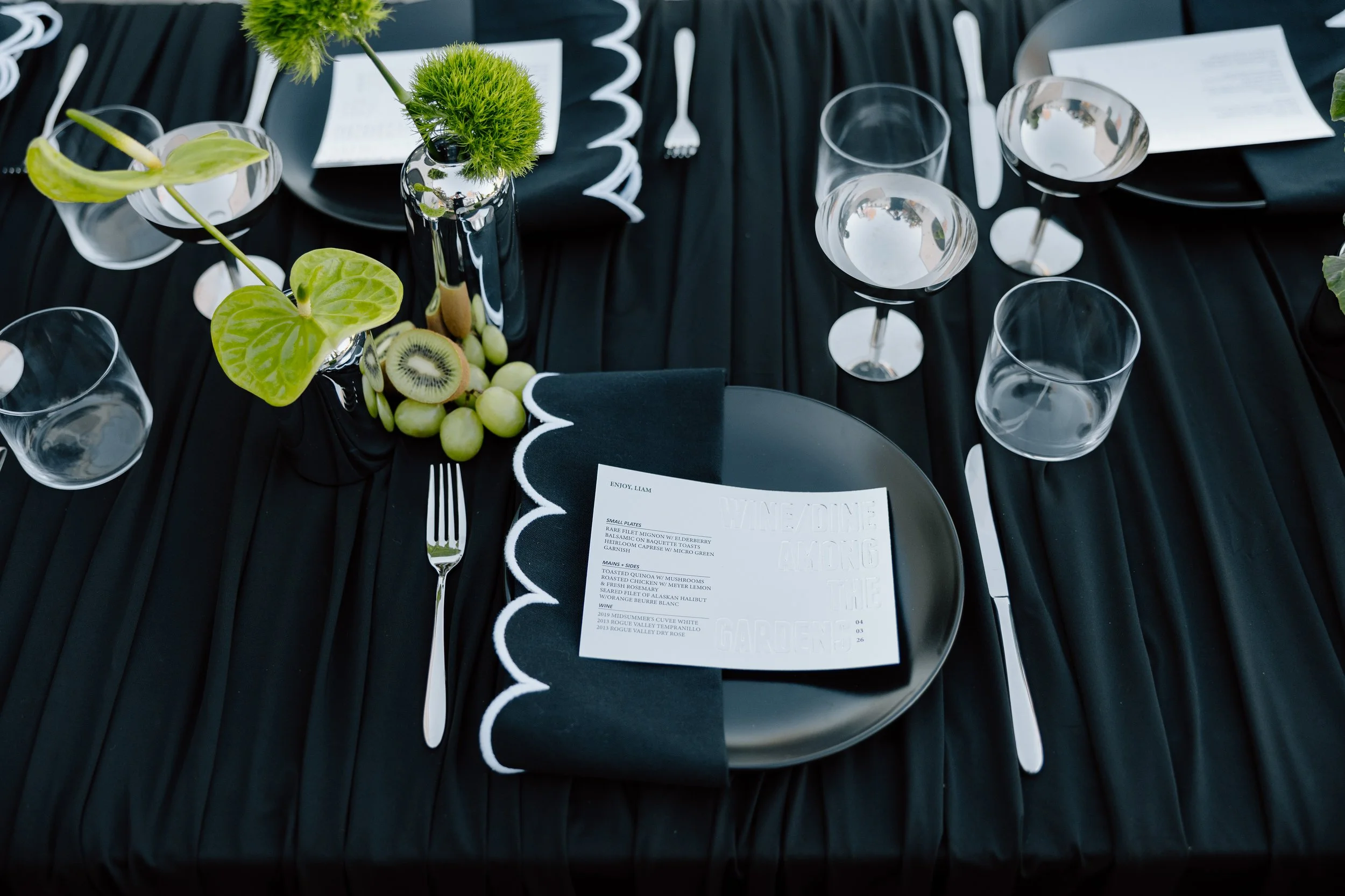 EMILY B. PHOTO CO. -- Southern Oregon Wedding Photographer -- Edenvale Winery -- Ava + Nate -- TABLESCAPE-9.jpg