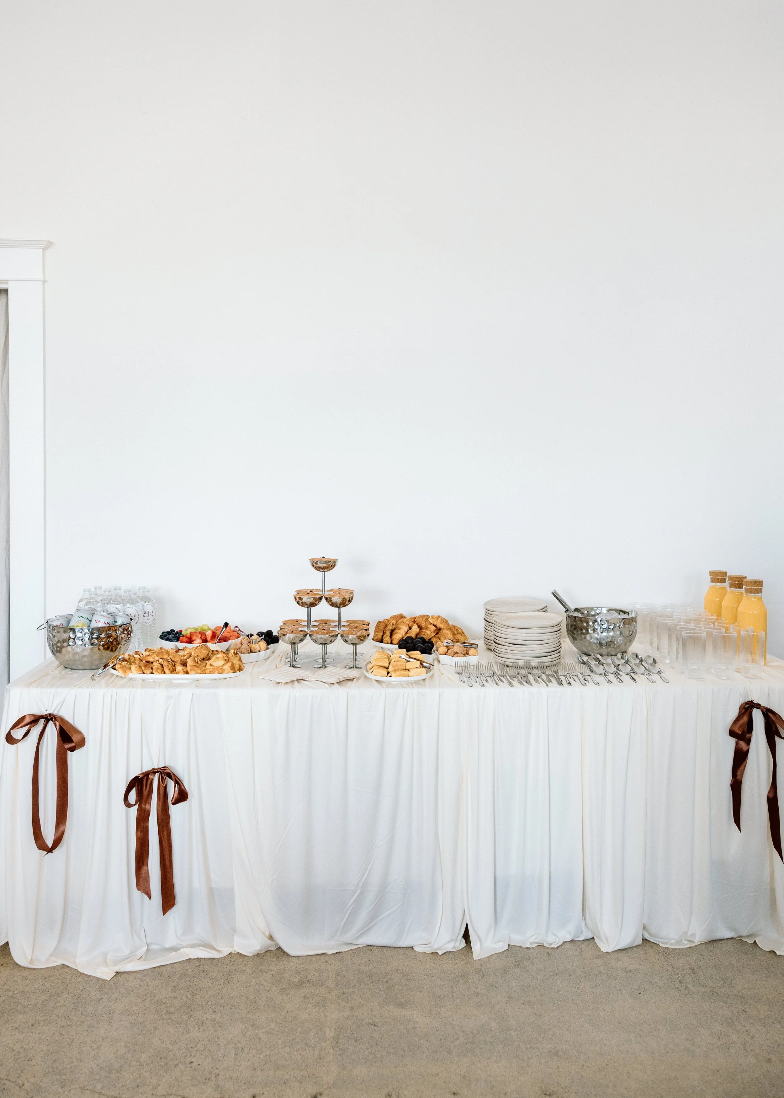 EMILY B. PHOTO CO. -- Southern Oregon Photographer -- Slate Studio Baby Shower -- Bebe Bentley-27.jpg