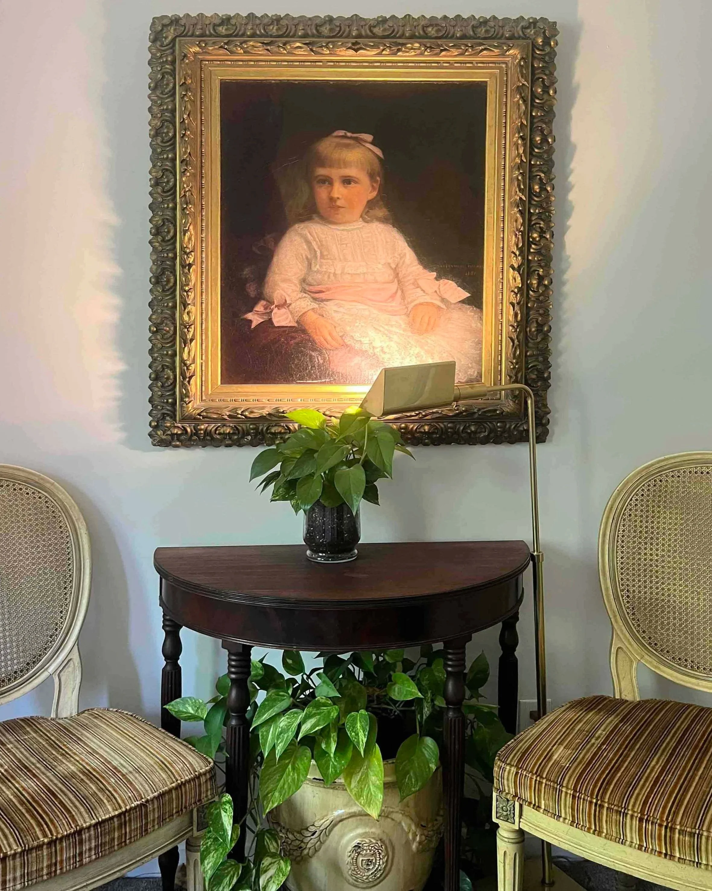 ArtFULL+Interiors+Antique.jpg