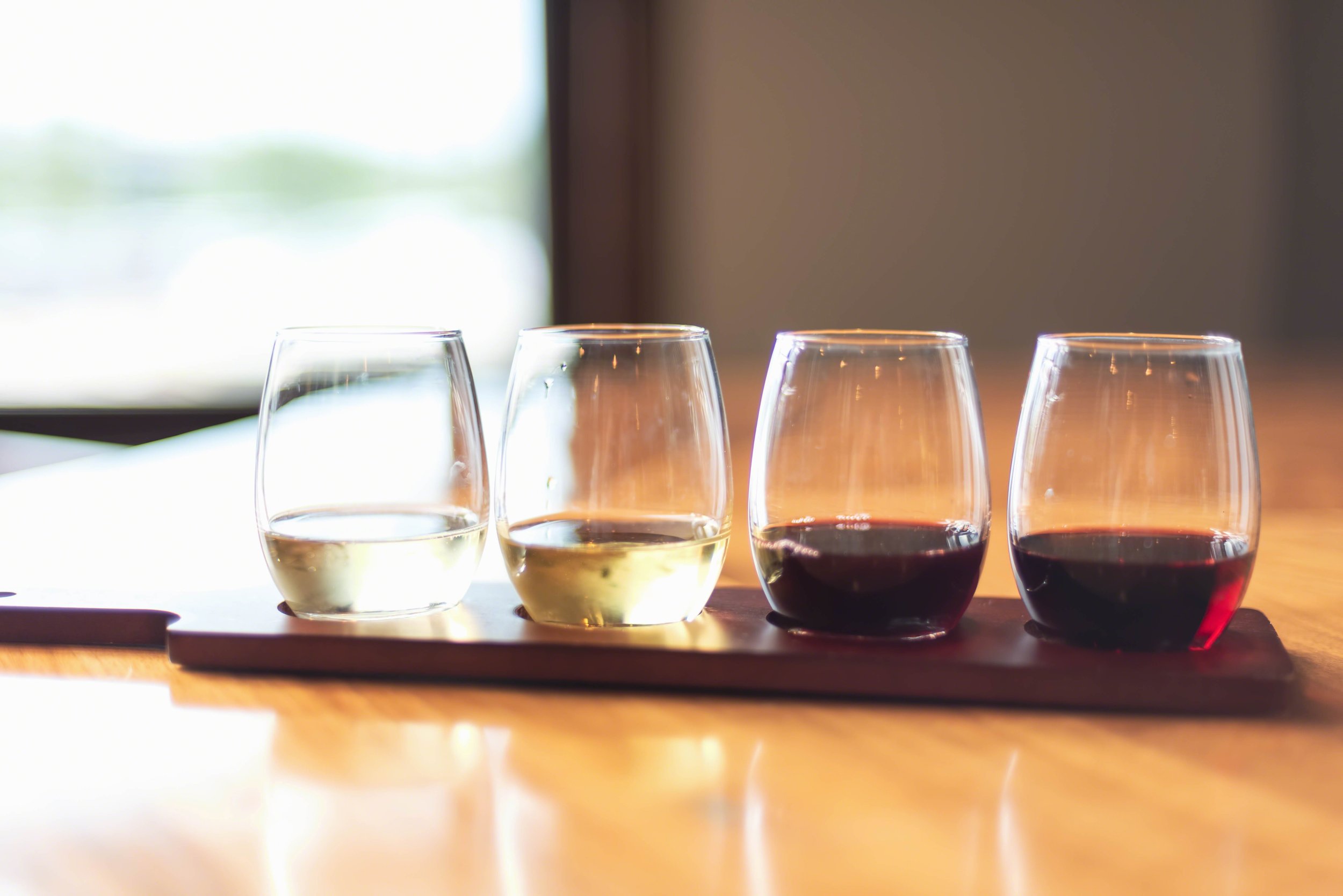 Pouring @ Blanc & Rouge, Snohomish