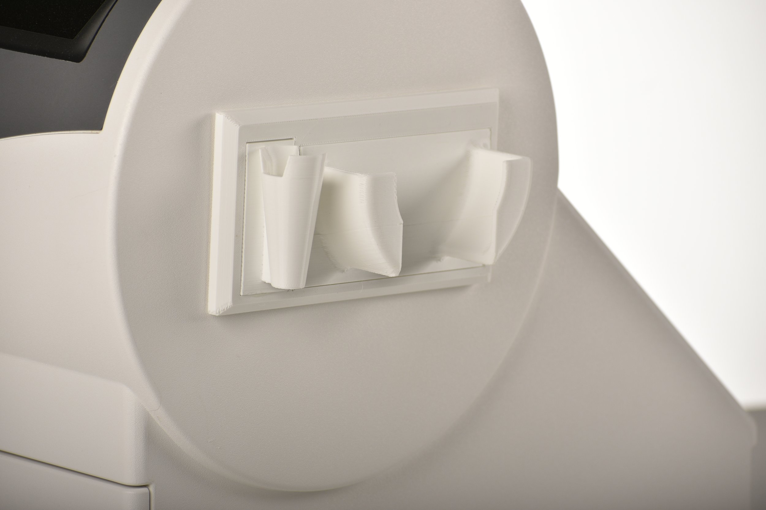 tool holder mounted 9.JPG